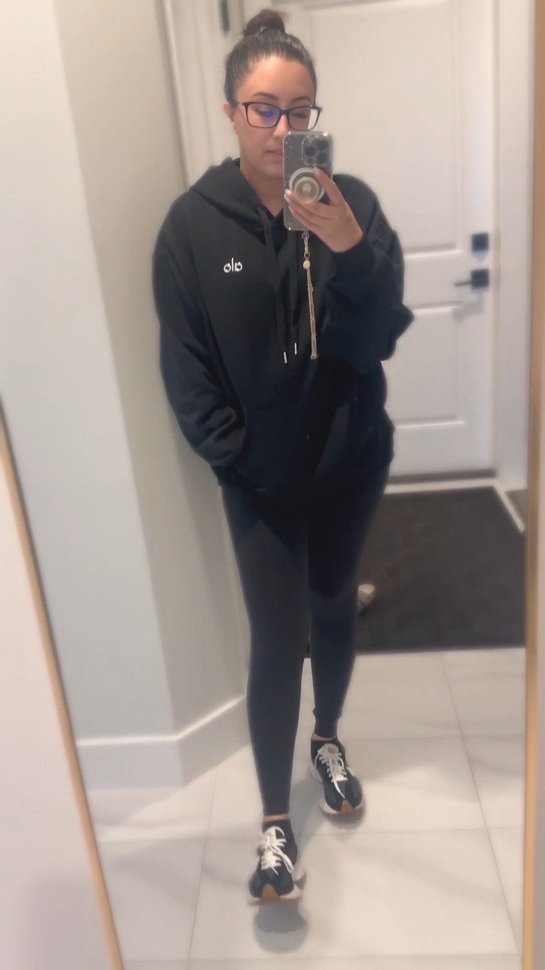 accolade hoodie 
OOTD wearing small
Happy shopping 🛍️ 
@Alo Yoga 

#LTKwinter #LTKstyletip #LTKpetite