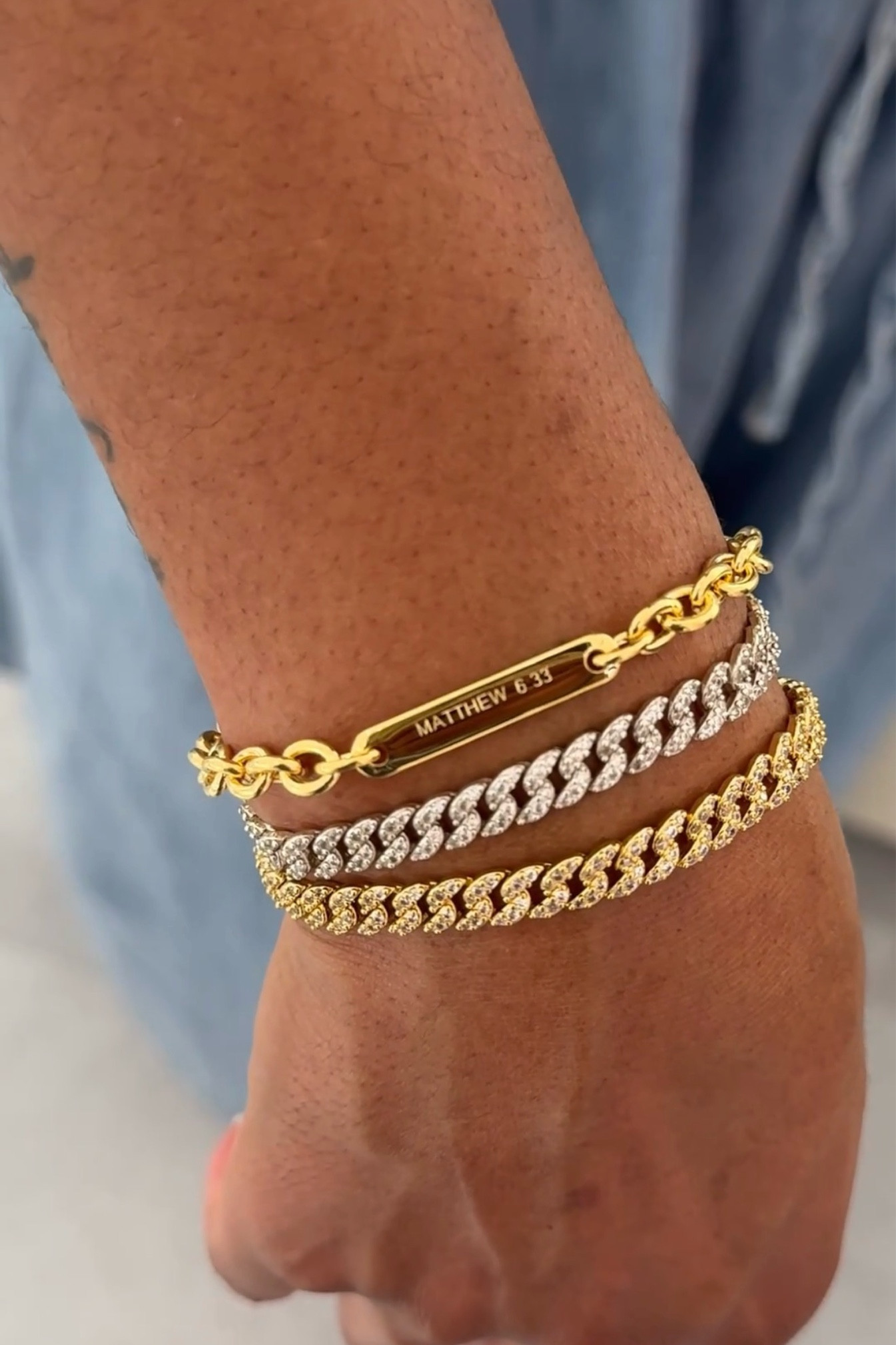 Engrave-able bracelet from Pandora. Ideal gift for birthdays or just because moments!