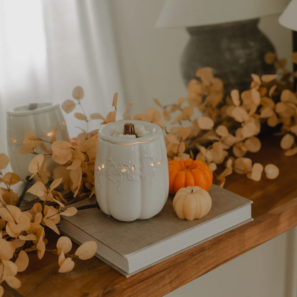 Pumpkin Fragrance Warmer | Antique Candle Co.