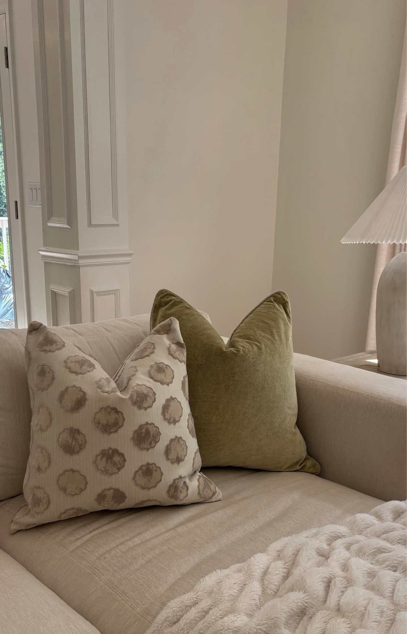 these pillow covers are the cutest! I have 20x20” covers and 22x22” inserts! 💚

#LTKHome