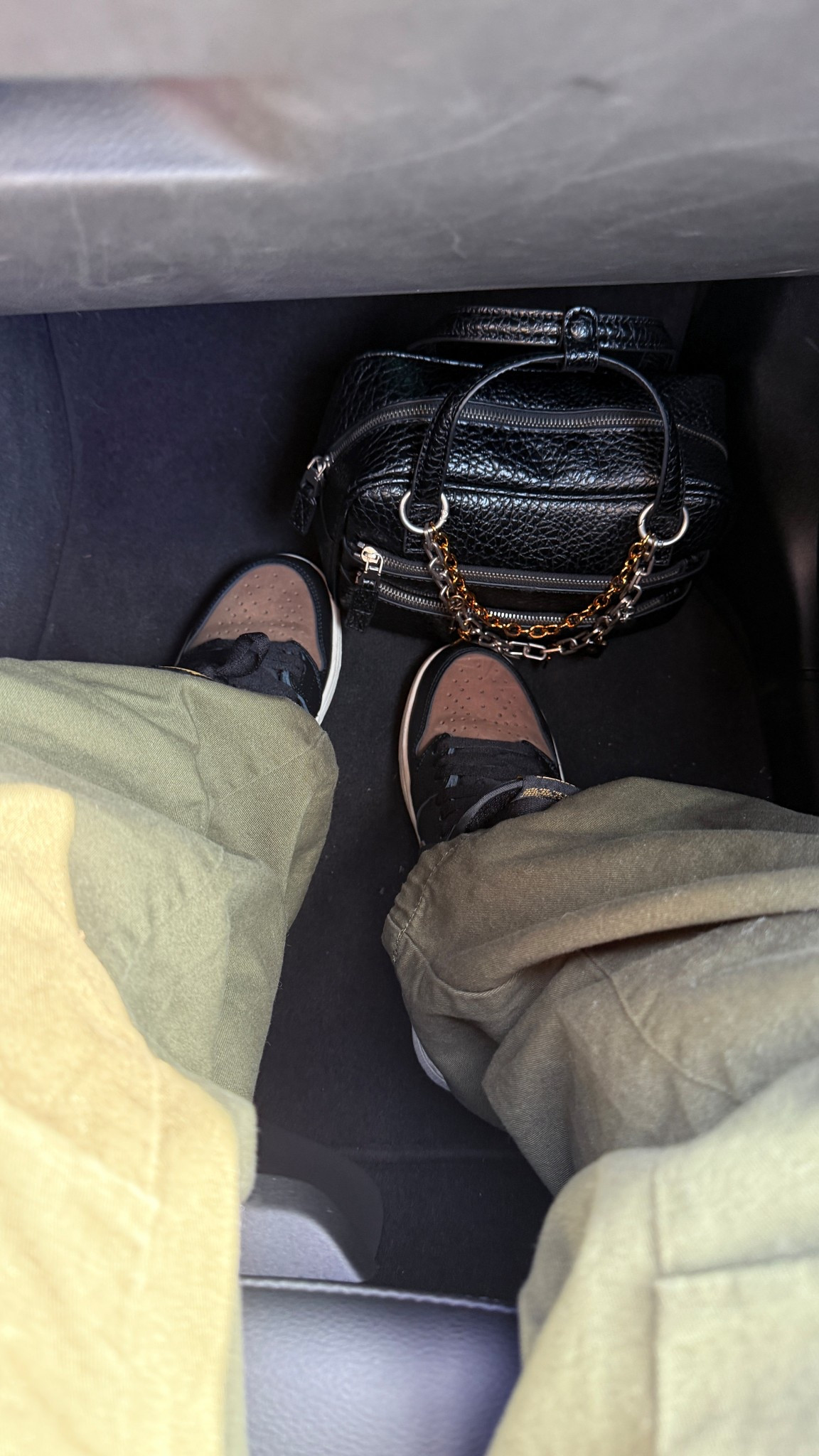 I’ve been carrying this little Zara bag with me everywherrrrre, love! 

#LTKGiftGuide #LTKSeasonal #LTKItBag