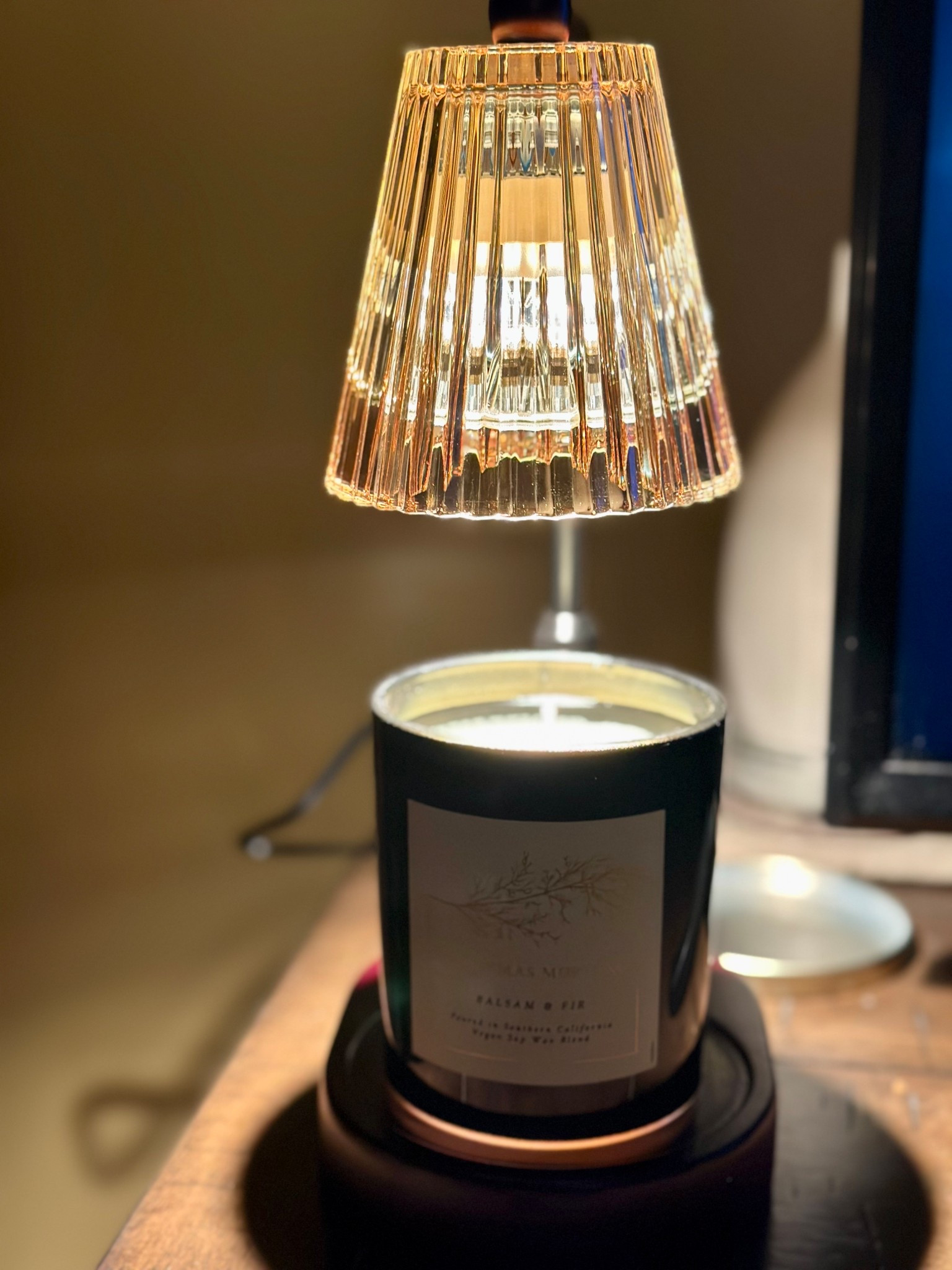 After all the hustle and bustle of the holidays (  well not so much for us as we were sick )  but  this candle warmer is amazing .   The ambience in a darkened room - has a dimmer switch to control the brightness .   It gently warms the candle without igniting the wick and gives off the wonderful scent .  Also has a timer switch for automatic shut off .  It’s the perfect addition to any room without the risk of fire . Get yours today from Amazon!   The shade is an amber glass and the base a dark wood - there is a few options to choose from   See the link below!
 
Candle warmer @amazon

#aromatherapy
#noflames
#scentedcandle
#calming
#heatanything
#roomfullofwonderful
#fashionablesixties
#amazonfinds

#LTKwinter #LTKhome #LTKcanada