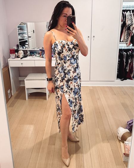 Love this as a spring dress. Planning to wear it to a baby shower but it’s also great for an outdoor party, a vacation look, photo shoot, and more. Sized up to a medium petite because I’m newly postpartum. 

#LTKmidsize #LTKSeasonal #LTKfindsunder100