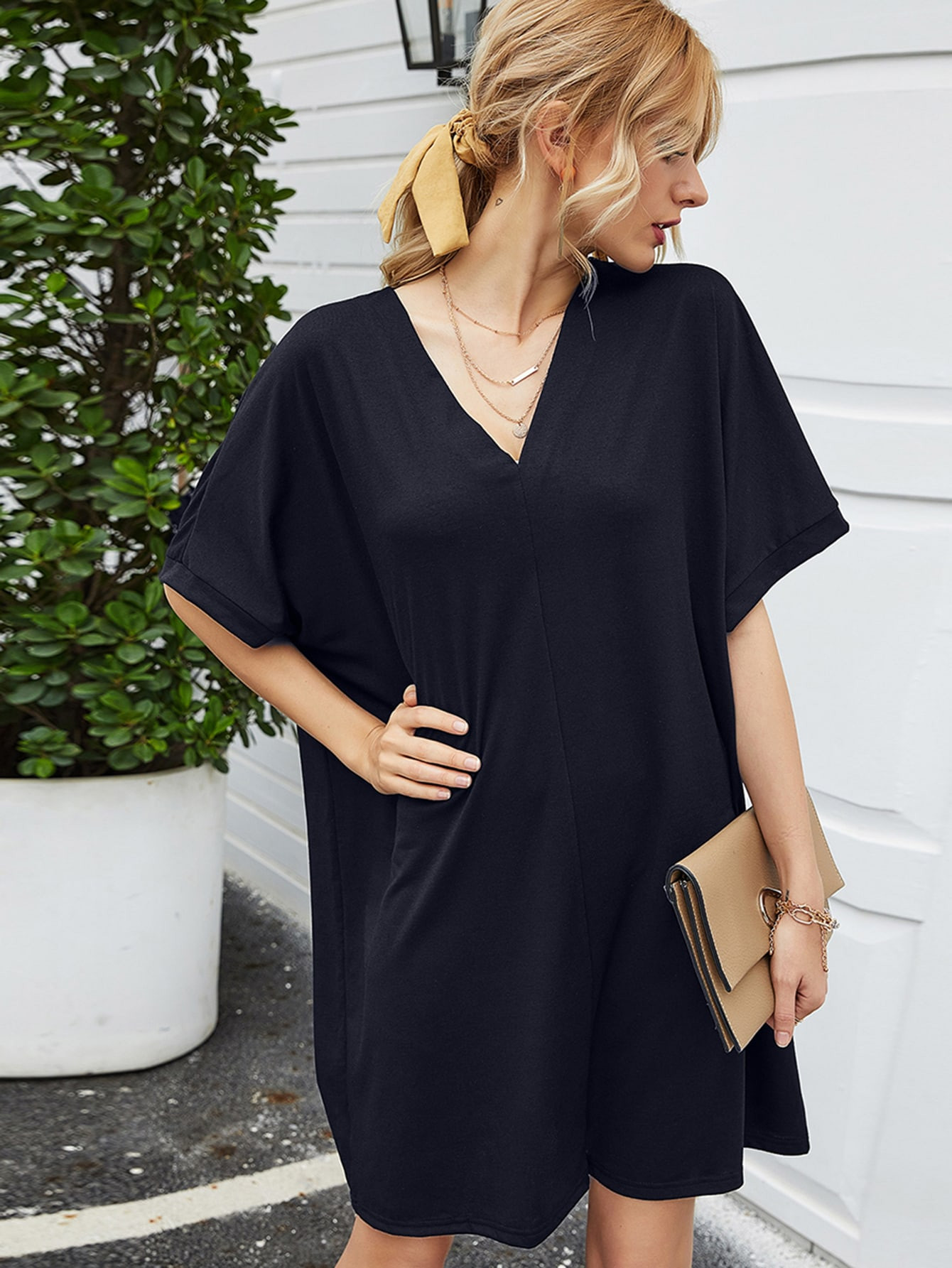 Solid V Neck Batwing Sleeve Dress | SHEIN