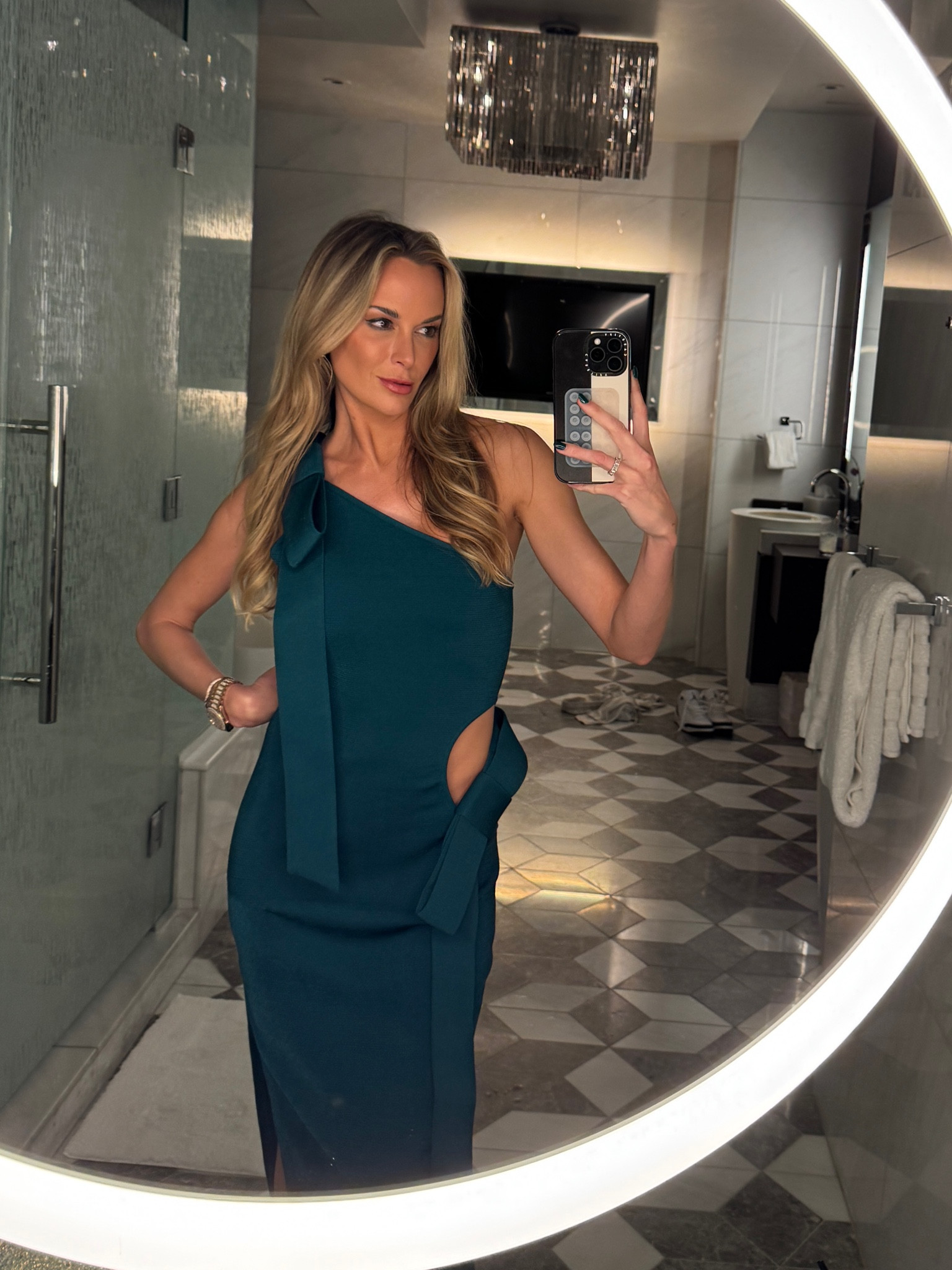 This dress in other colors 😍 

#LTKParties #LTKHoliday #LTKSeasonal