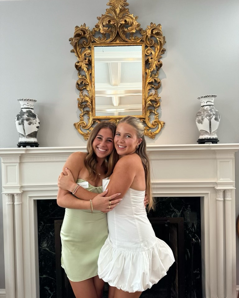 Perfect white midi dress up or down! 💌