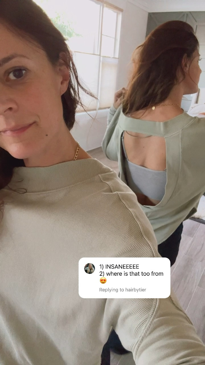 Loveeee this simple fall pullover so much. It’s oversized and I’m wearing a small. 