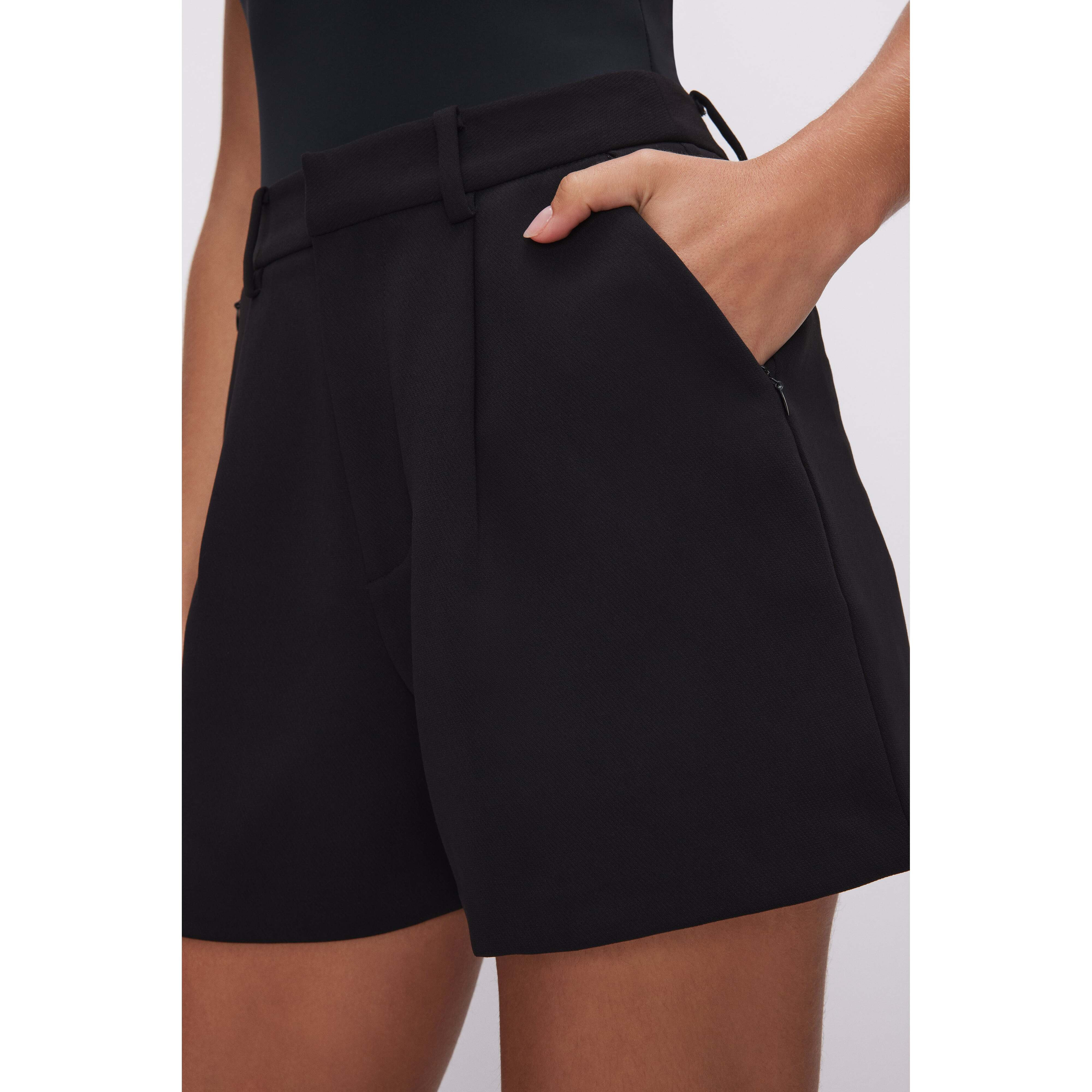 Women's Luxe Suiting Trouser Shorts | Black, Size 18 Plus | Good American by Khlo� Kardashian | Good American