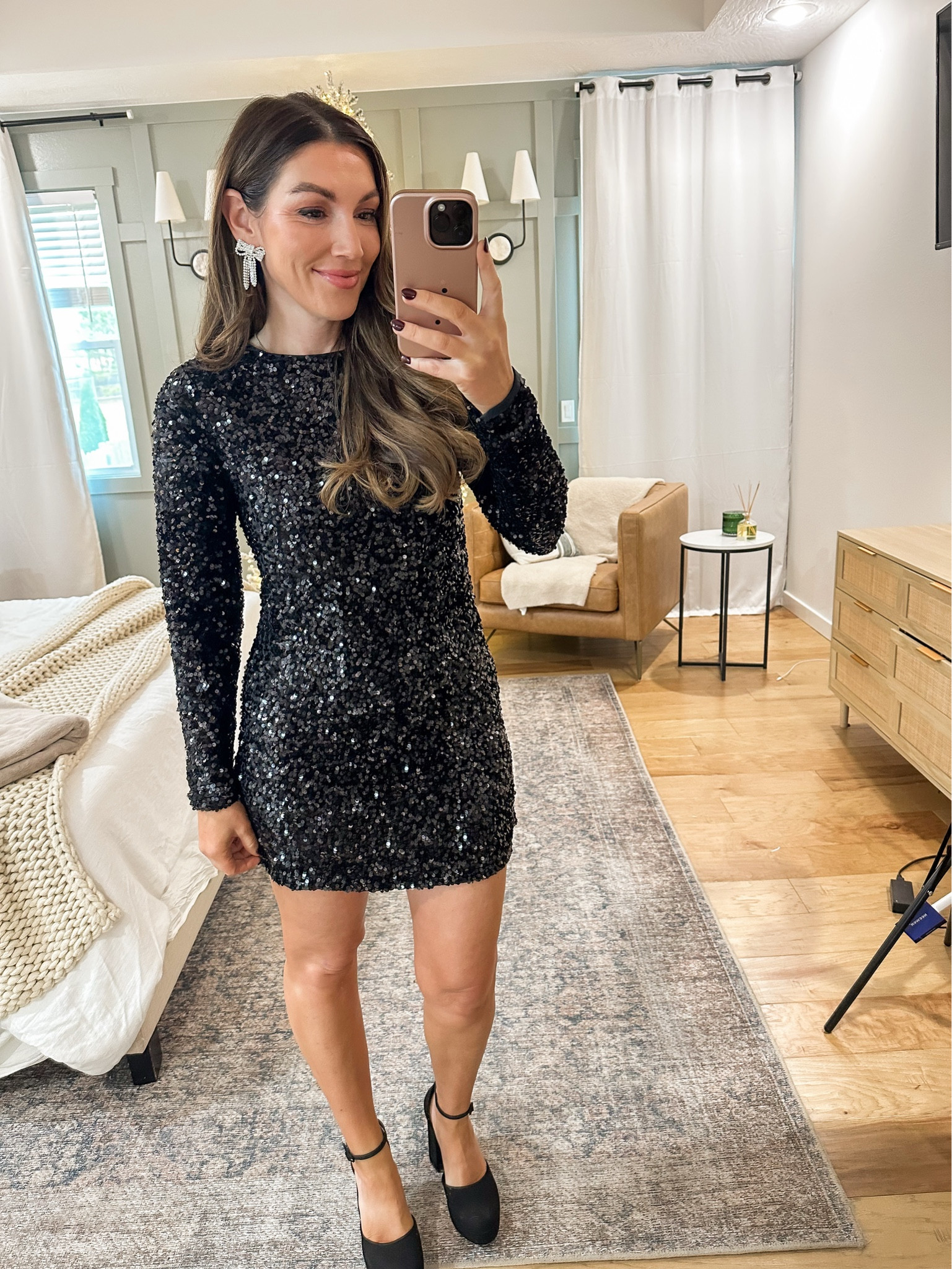 A sequin shift dress that everyone NEEDS in their closet! Amazon fashion, holiday outfit, NYE outfit, NYE dress.

#LTKHoliday #LTKFindsUnder100 #LTKStyleTip