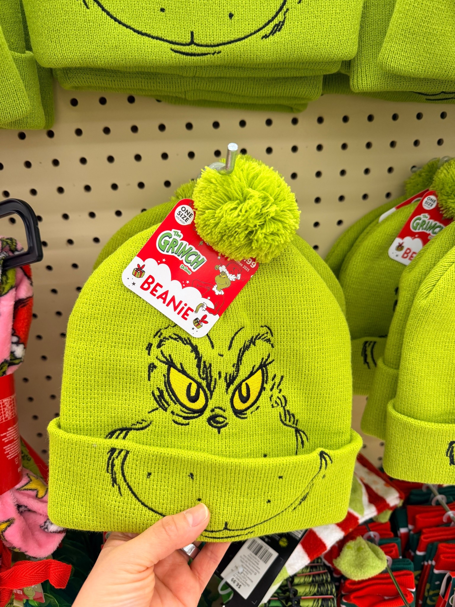 Grinch is starting to pop everywhere!☺️🎅🎄This beanie makes a great gift!🥰






#ltkseasonal #ltkchristmas #grinch #ltkwinterstyle

#LTKHoliday #LTKGiftGuide #LTKFindsUnder50