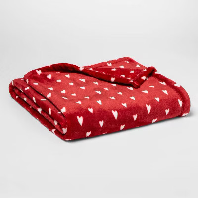 Printed Mini Hearts Plush Throw – Room Essentials™ | Target