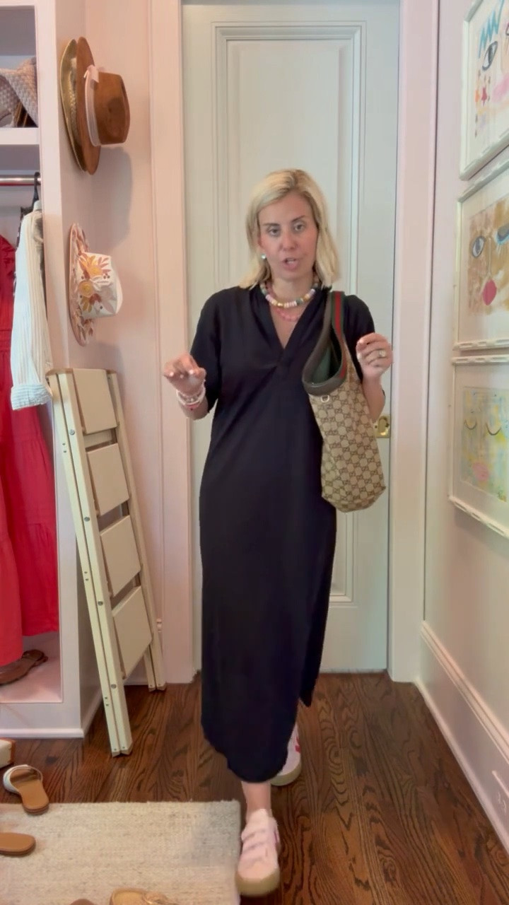 A must have dress if I say so myself! It’s a closet keeper that you will wear over & over. I’m wearing xs dress & 8 sneaker. 
*Use my code Catherine20 at Allie + Bess 
*Use my code MIXANDMATCH for 25% off at Erin McDermott