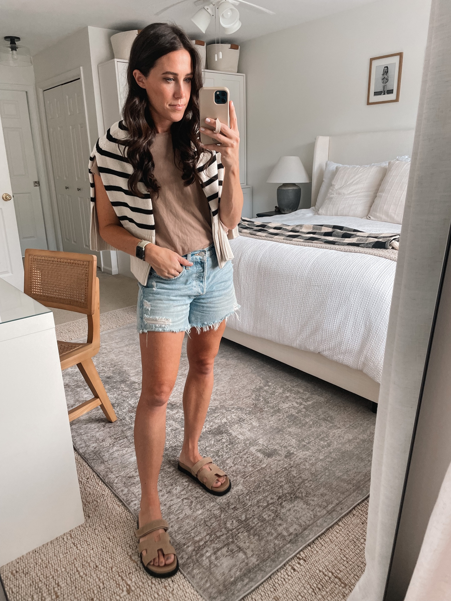 7.30.23
Agolde Shorts
Gap sweater

#LTKsalealert #LTKstyletip #LTKFind