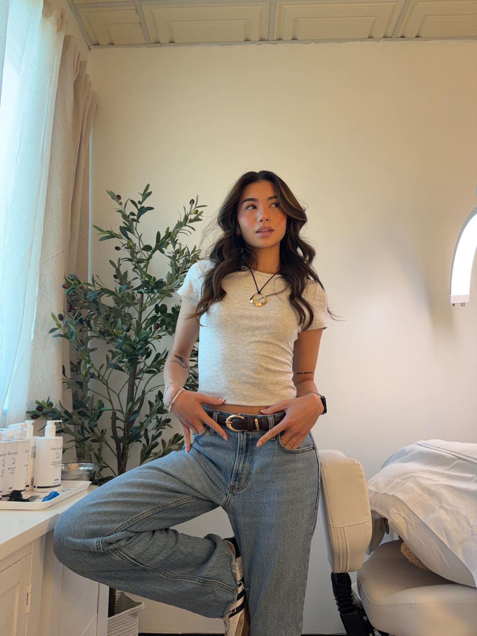 Cutest casual outfit for a studio day 🤍

#LTKdayinmylife #LTKmomlife