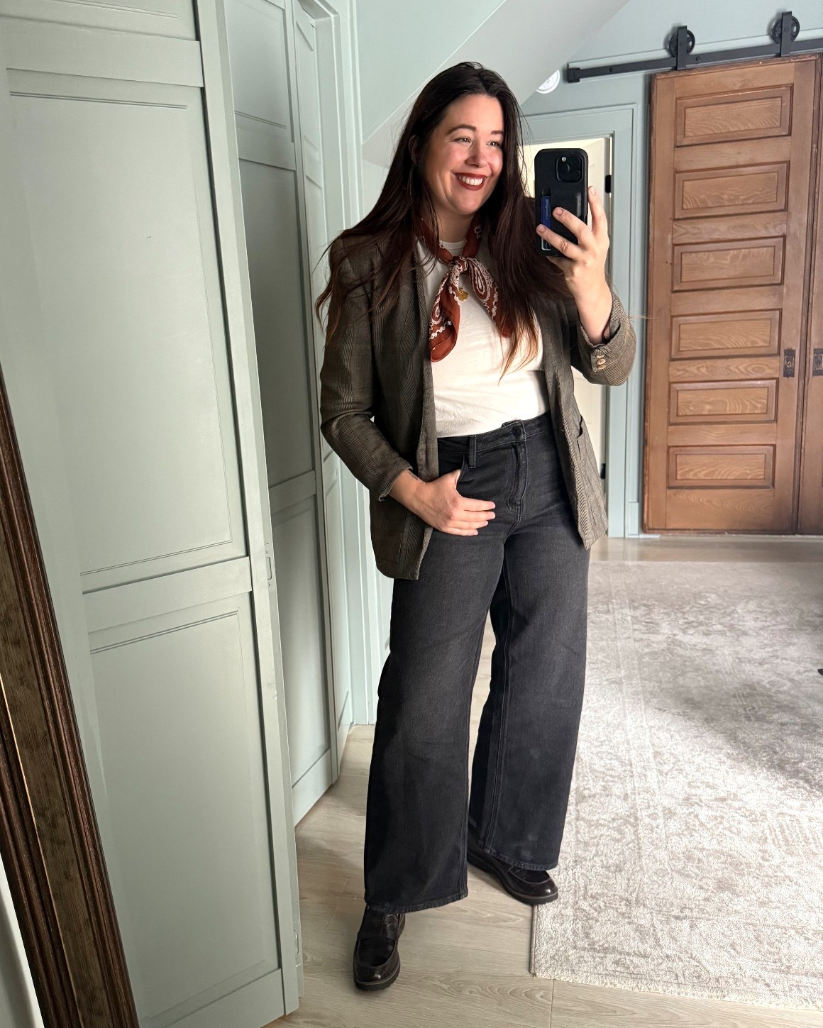New fave jeans with a vintage blazer! 