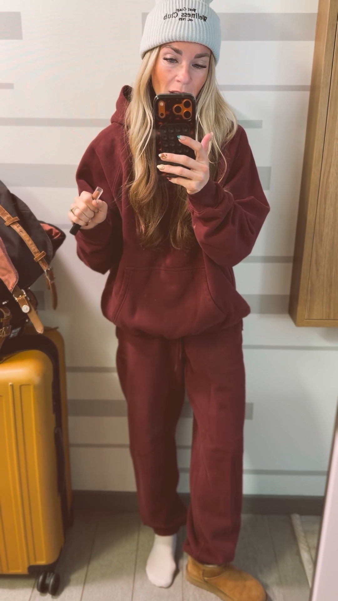 Aritzia sweat set! Wearing a xs, fits very oversized! 5’2

#LTKGiftGuide #LTKPetite #LTKgrwm