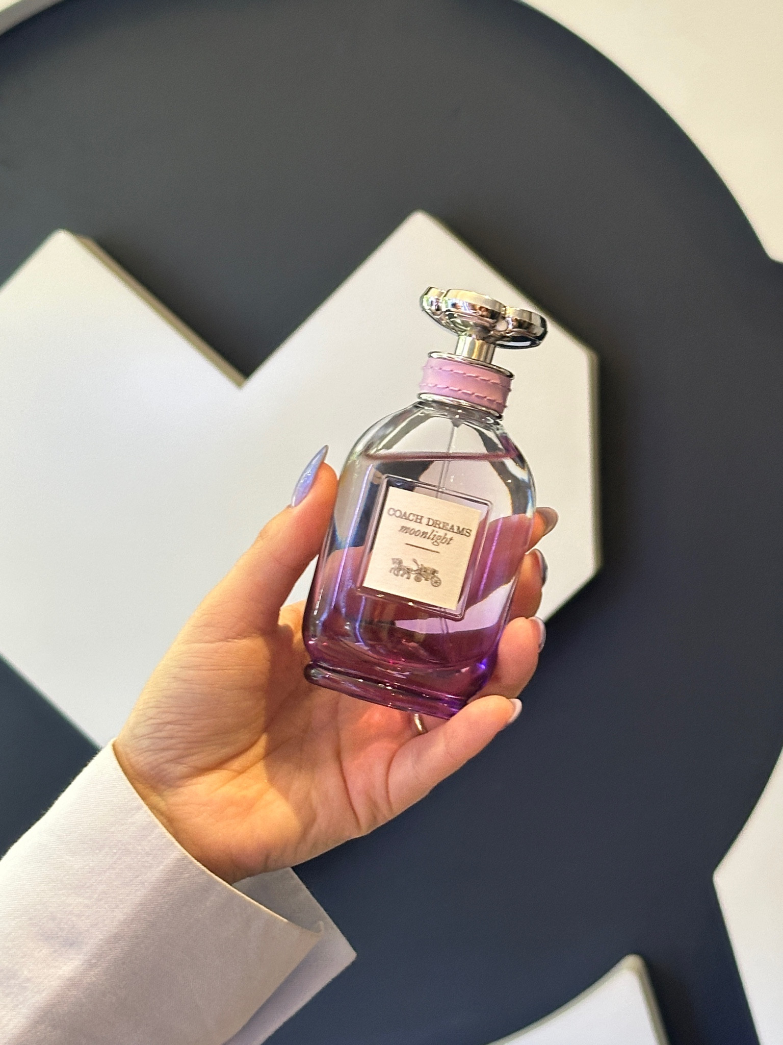 Conheci esse perfume e que cheirinho gostoso de uva, docinho pra quem ama 

#LTKbrasil