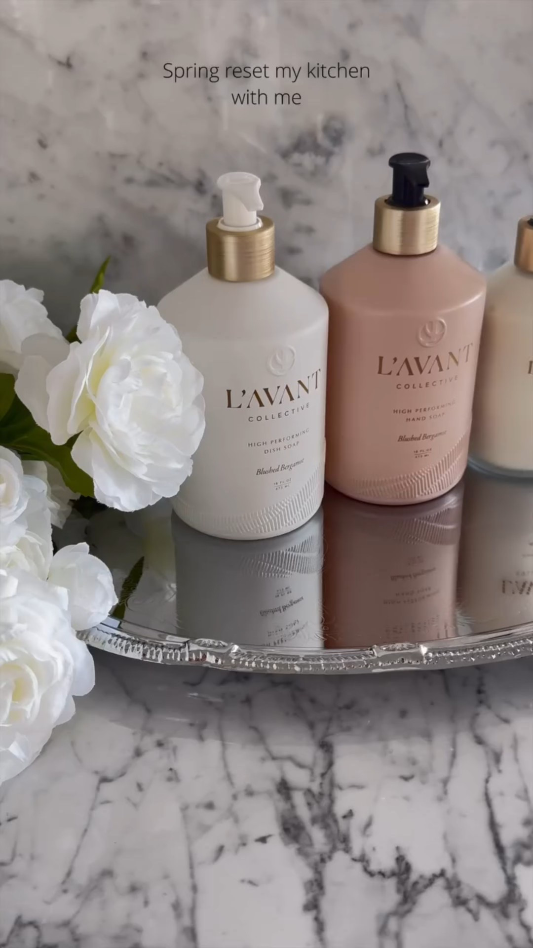 Sunday Spring Kitchen Reset 🌸🌷🌼
.
@lavantcollective 
#homedecorideas #sundayvibes #pinterest #pinterestaesthetıc