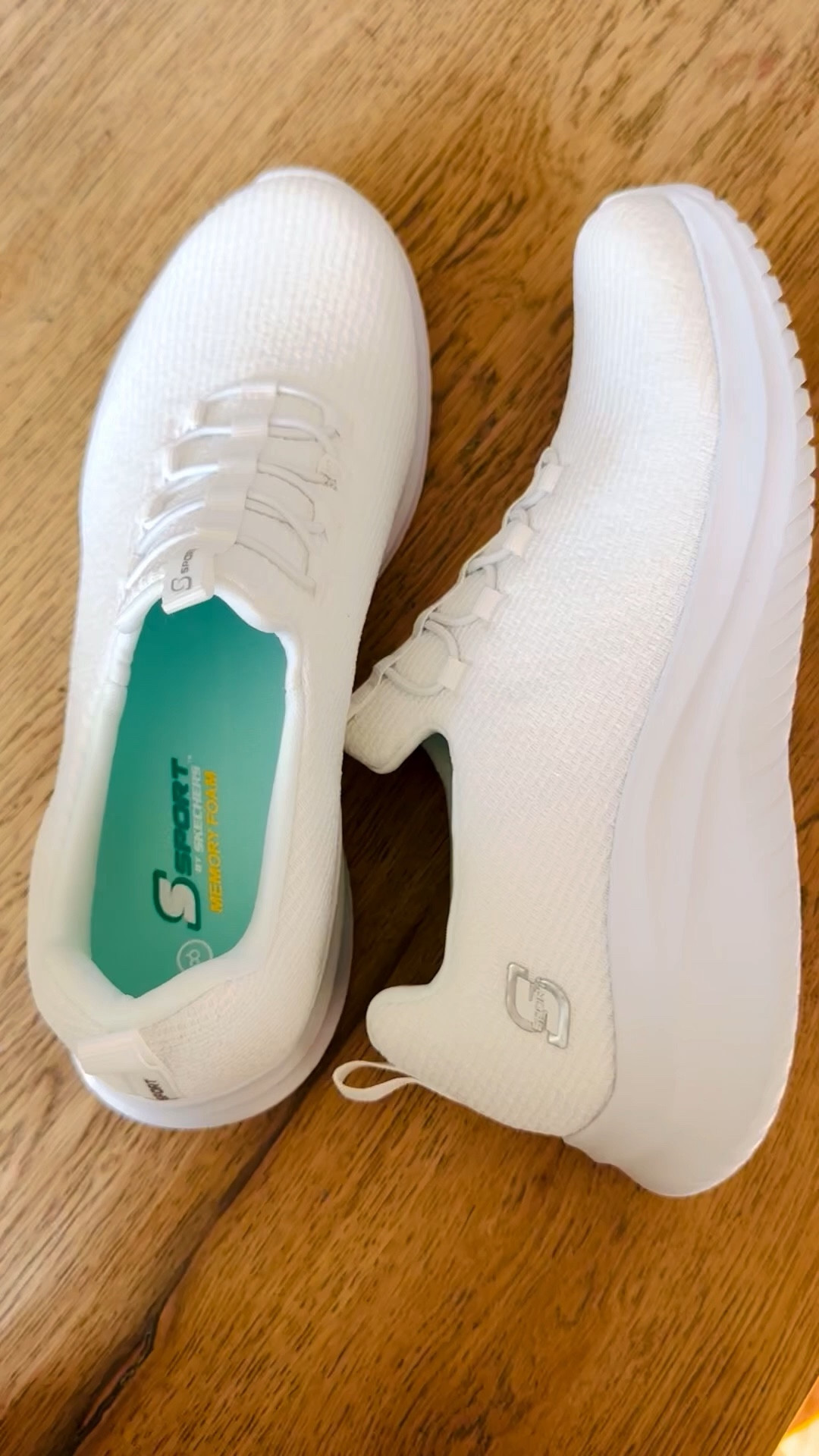 I got these white sketchers slip one from target. They are so comfy! #whitesneakers #sketchers #comfyshoes #slipons

#LTKmomlife