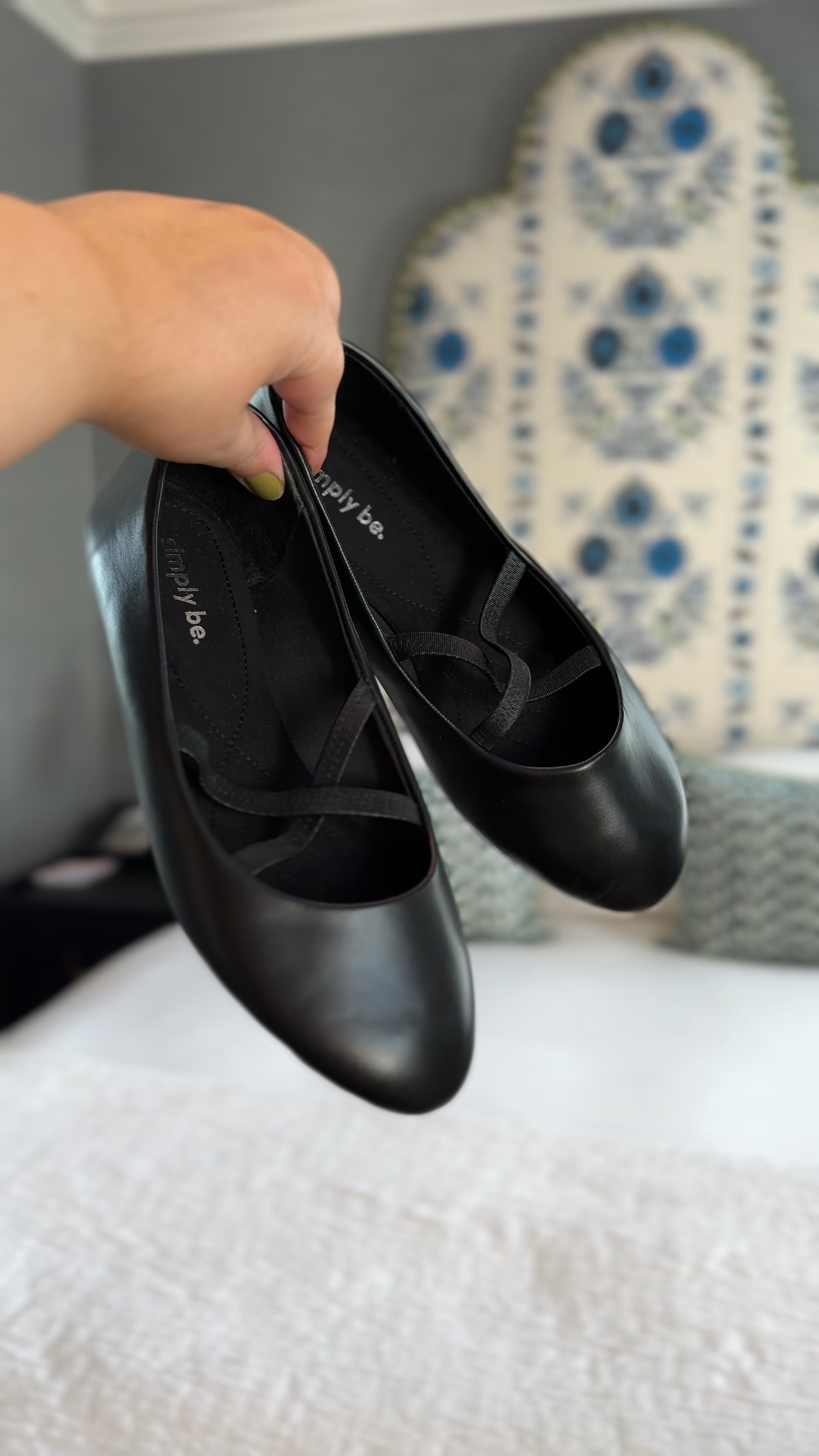These wide fit flats are SO comfortable. They don’t rub on the ankles at all. Available in wide and extra wide fit.

#LTKplussize #LTKshoes #LTKuk