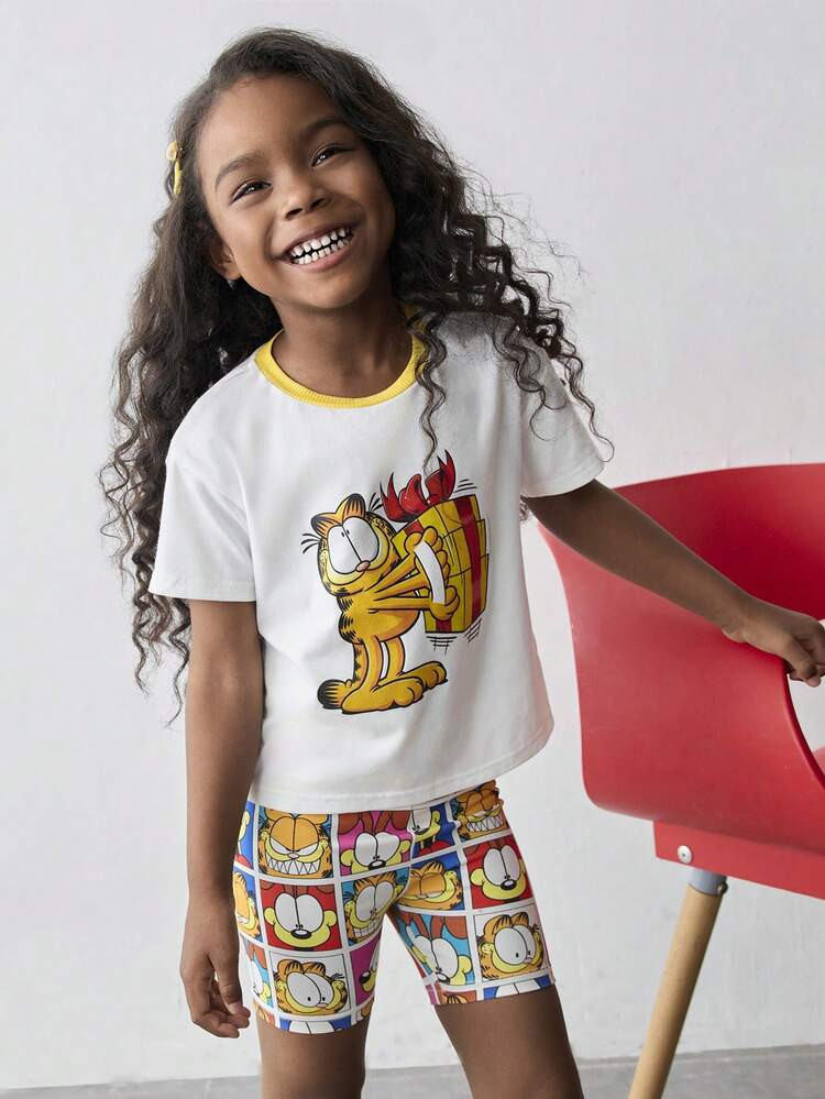 Maija Kids GARFIELD | SHEIN Maija Kids 2pcs/Set Young Girl Summer Crew Neck Funny Cartoon Pattern Contrast Trim Tee And Bike Shorts Short Sets For Kids Summer Clothes Kids Sets 2 Piece Kids Short Set Kids Summer Pajama | SHEIN