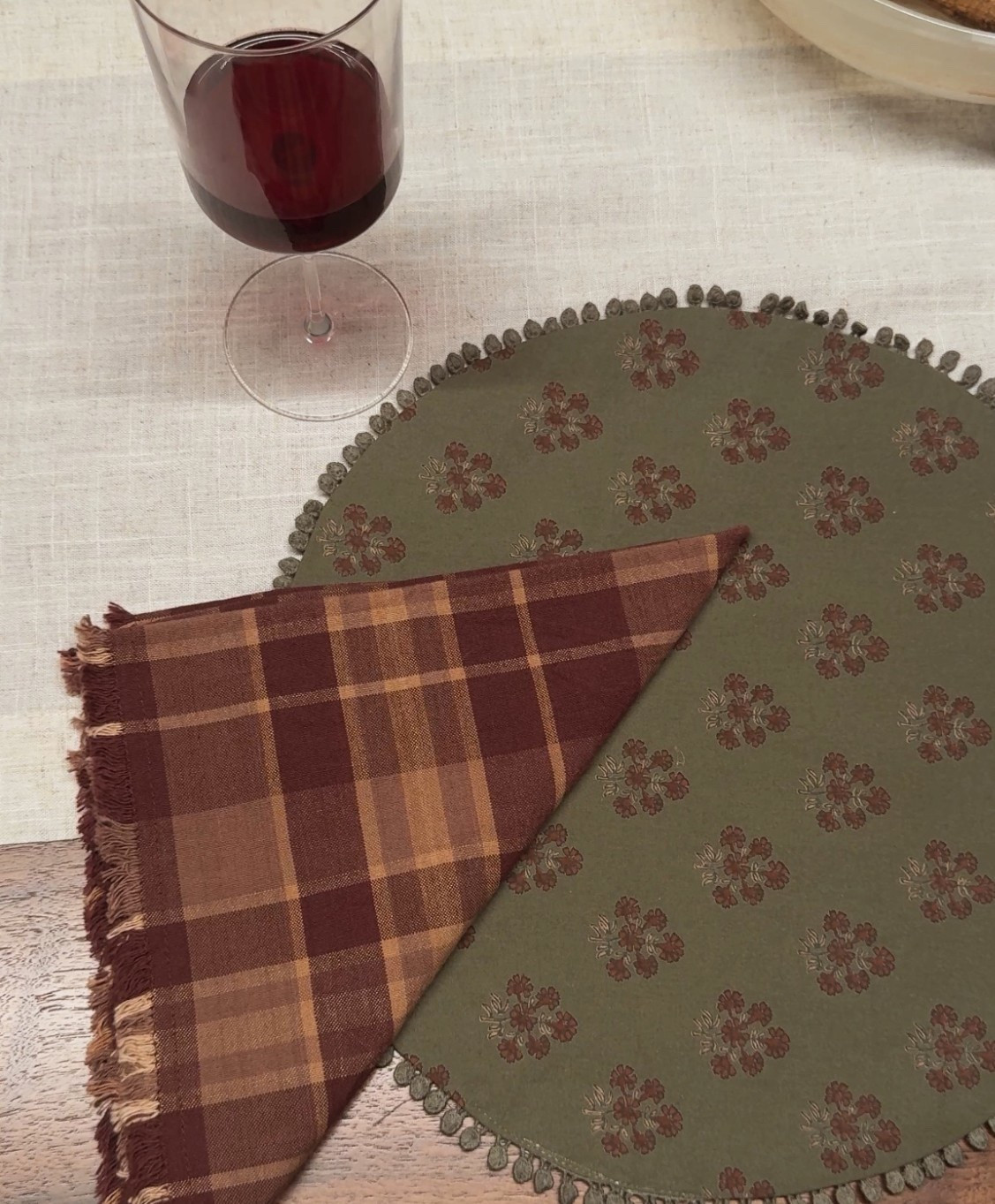 The perfect placemats and napkins for fall! 

#LTKSeasonal #LTKFindsUnder50 #LTKHome