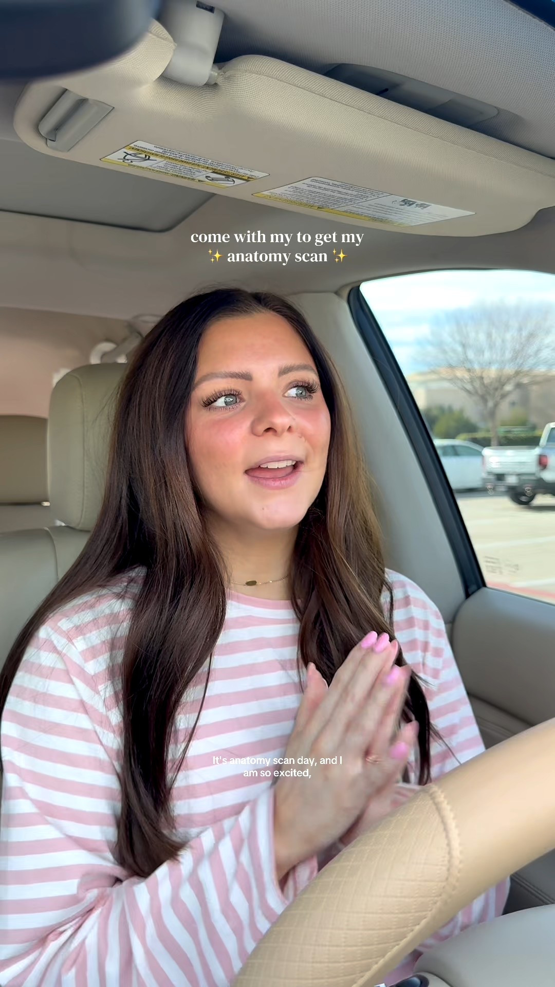 5’4 and wearing a medium!