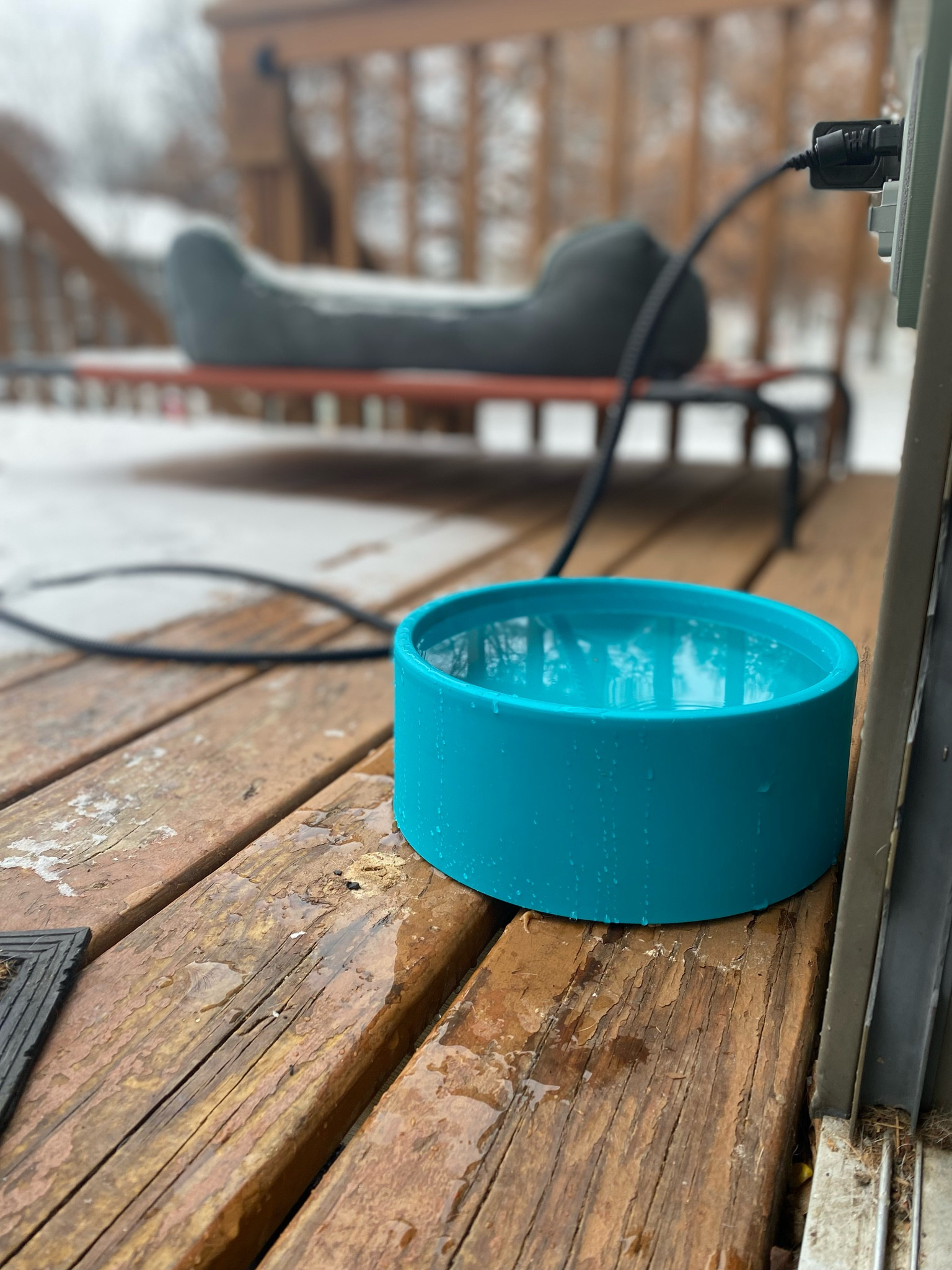 We love this heated outdoor water bowl for our dogs! It’s 20% off today!