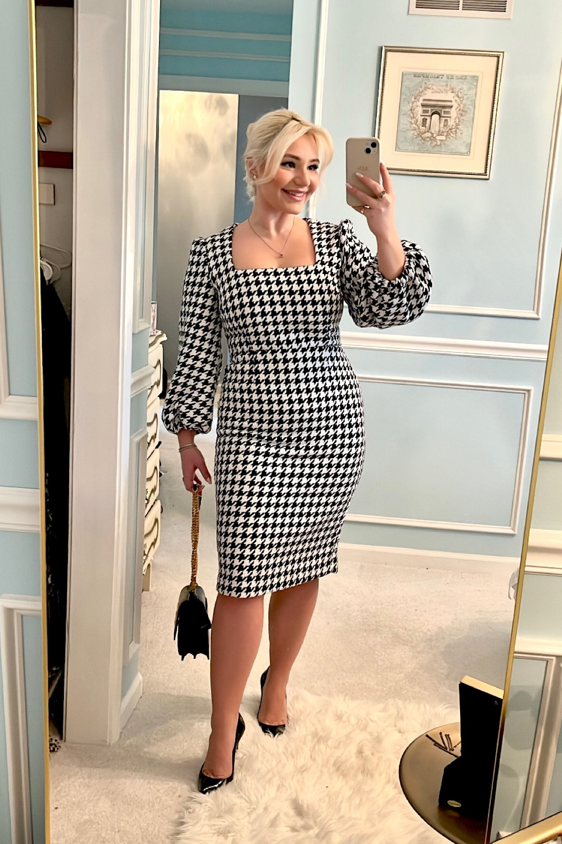 Merry Christmas to all of my orthodox friends celebrating today 🎅🏼 today’s dress for mass from @saksofffifth. It’s sold out but I found the exact one for you here! 

#LTKFind #LTKSeasonal #LTKstyletip