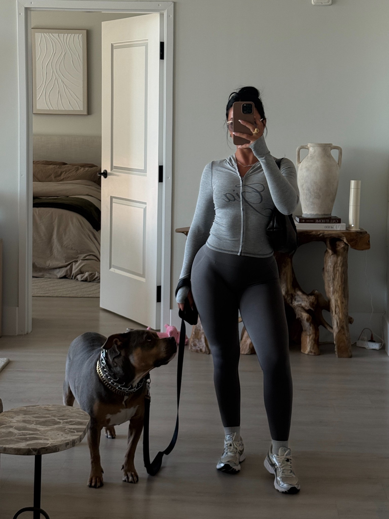 Top is iamgia in an XS 
Leggings are tagged & I wear an XS 