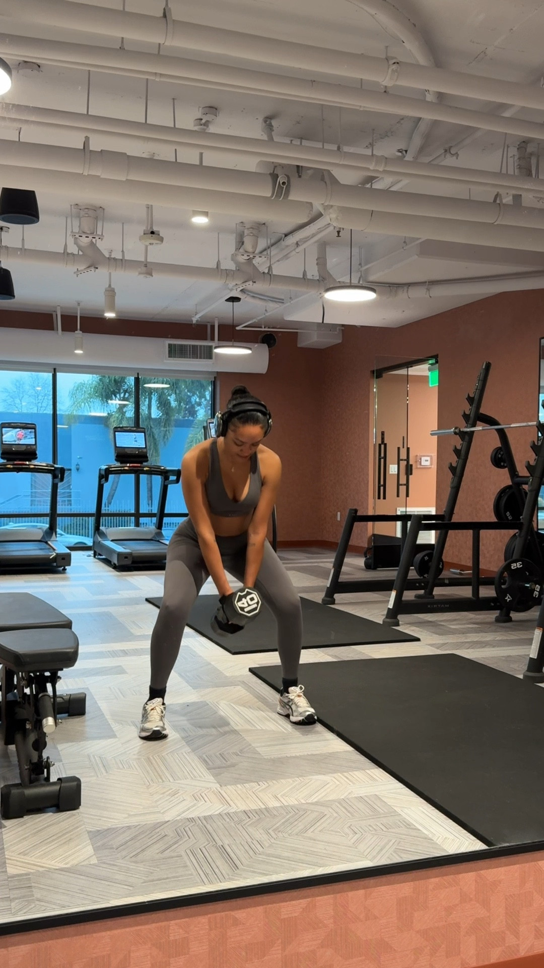 Leg day fit! 🦵🏾

#LTKShoeCrush #LTKActive #LTKFitness