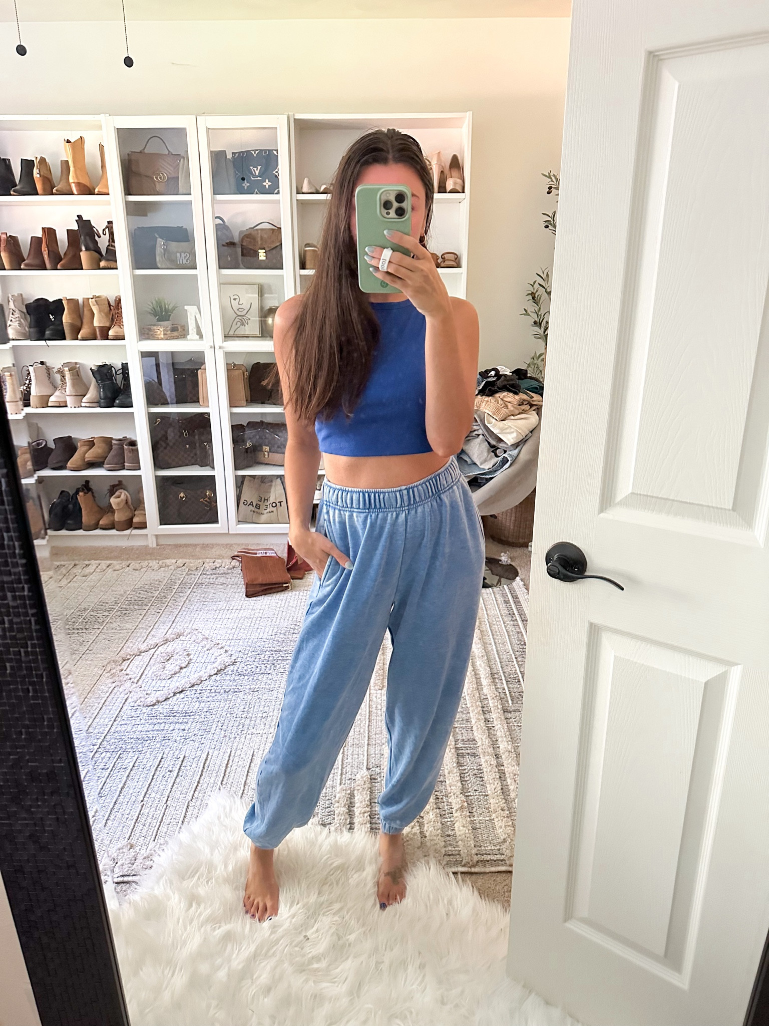 Size small top
Xs sweatpants 