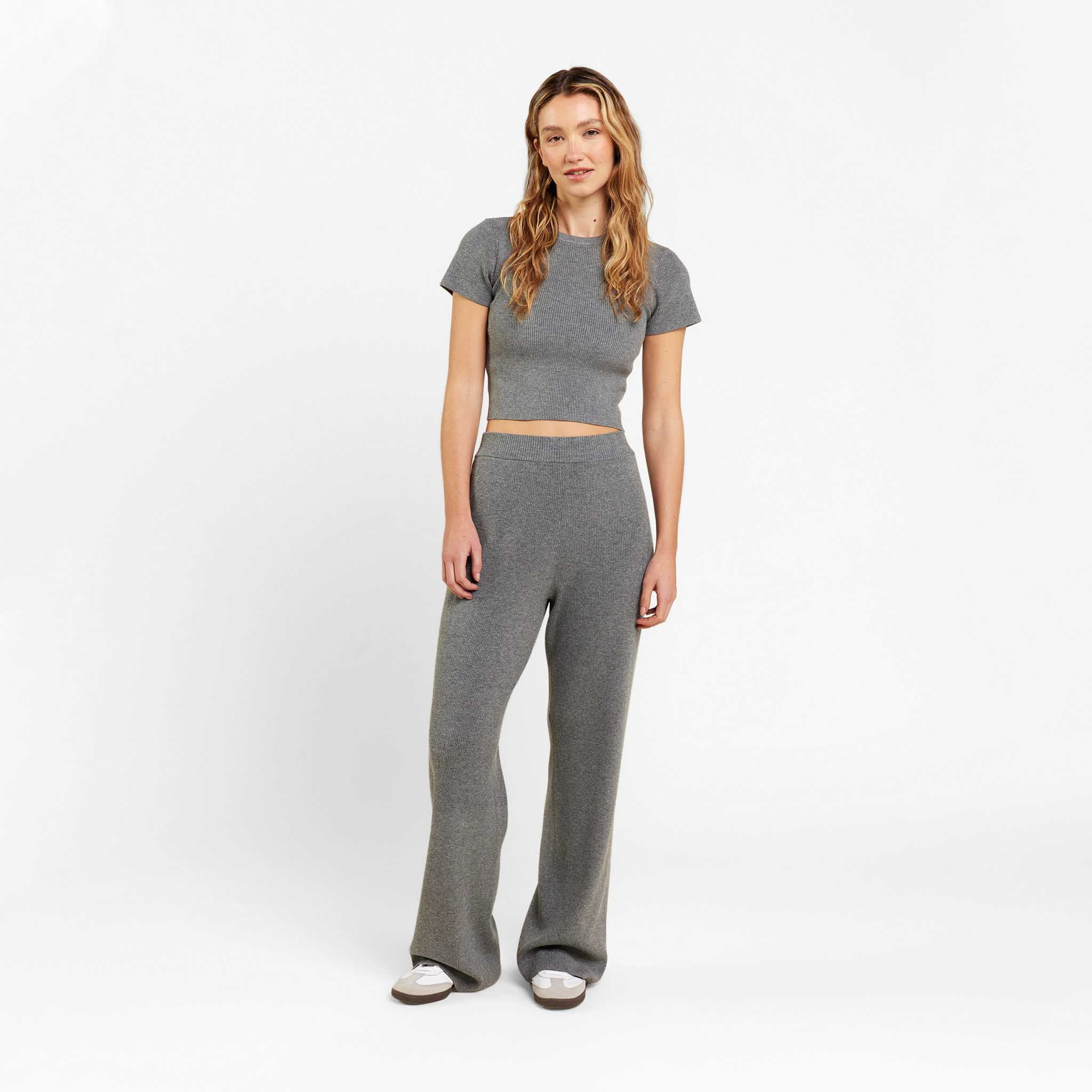 Ribbed Sweater Wide Leg Pant | Black | Nuuds US