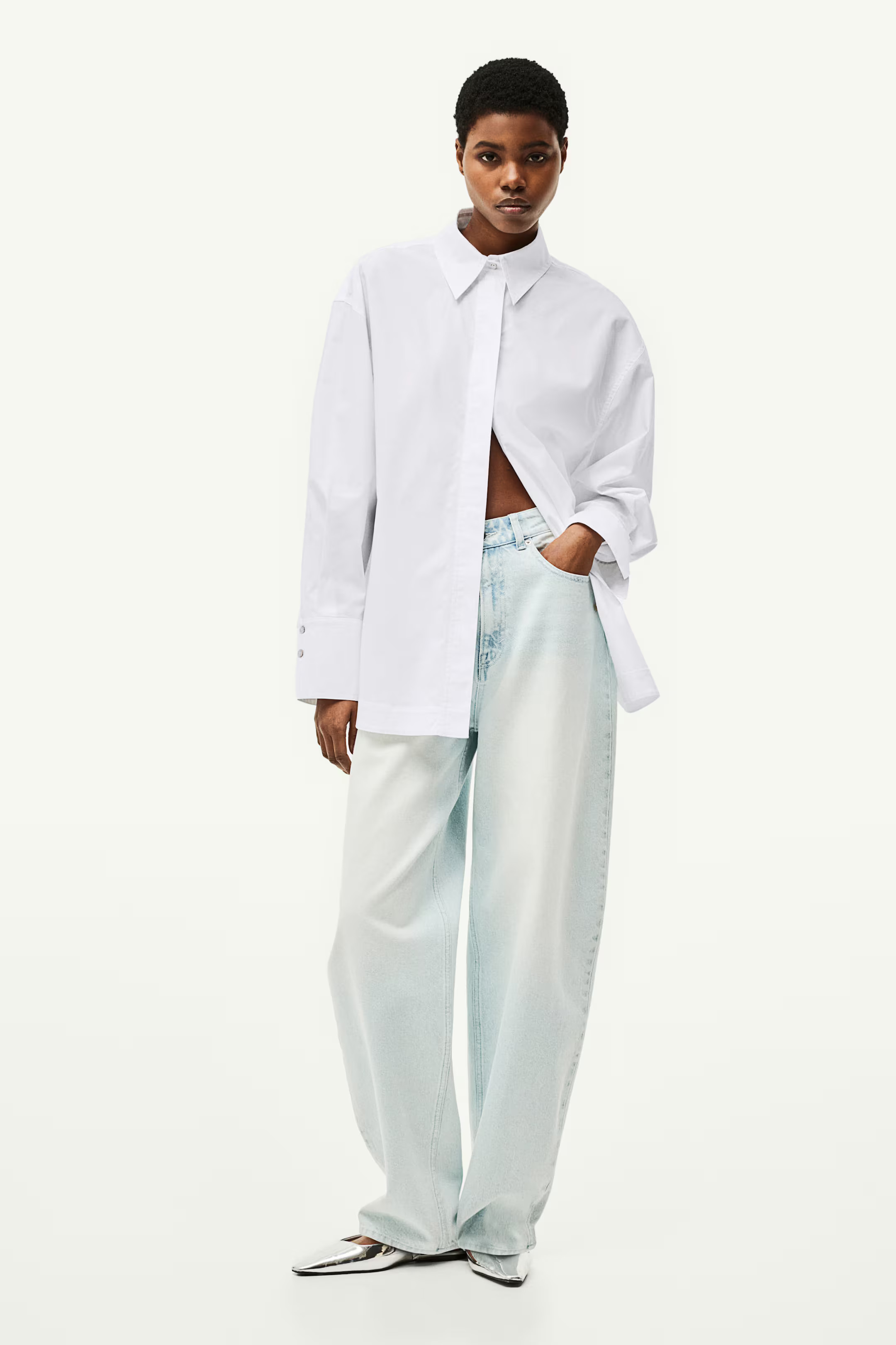 Oversized Bluse - Rundausschnitt - Langarm - Weiß - Ladies | H&M AT | H&M (DE, AT, CH, NL, FI)