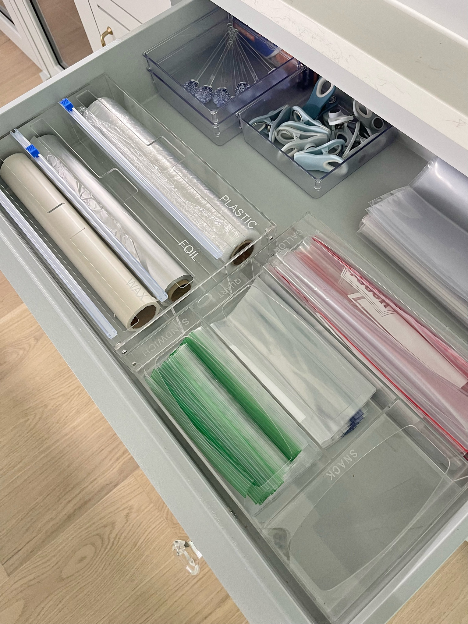 The best containers for organizing your kitchen ziplock bags, foil, wax paper, and plastic wrap!

#LTKhome