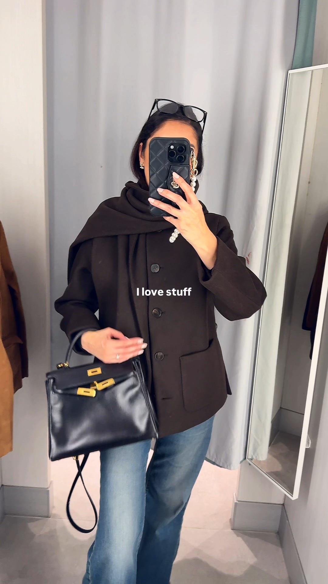 H&M finds. HM haul
What I tried on:
➡️Wearing the viral brown scarf coat on size S🤎
➡️Brown honey blazer size XS, this one is oversized and runs big 🍯
➡️Brown teddy jacket on size S, so warm, it is like wearing your favorite blanket 🧸
➡️Black knit peplum sweater wearing size S 🖤
.

➡️Here are my body measurements for your reference:
Bra: 32C (81 cm)
Waist:26" (66 cm)
Hips: 38" (96.5 cm)
Height: 5'7" (170 cm)
