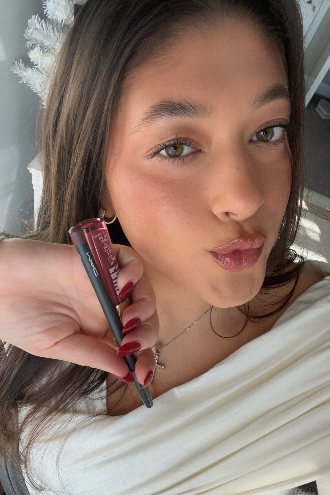 Hot new lip combo 🔥
Mac Liner in Plum and Milani fruit fetish in Lychee

#LTKU #LTKBeauty #LTKGiftGuide