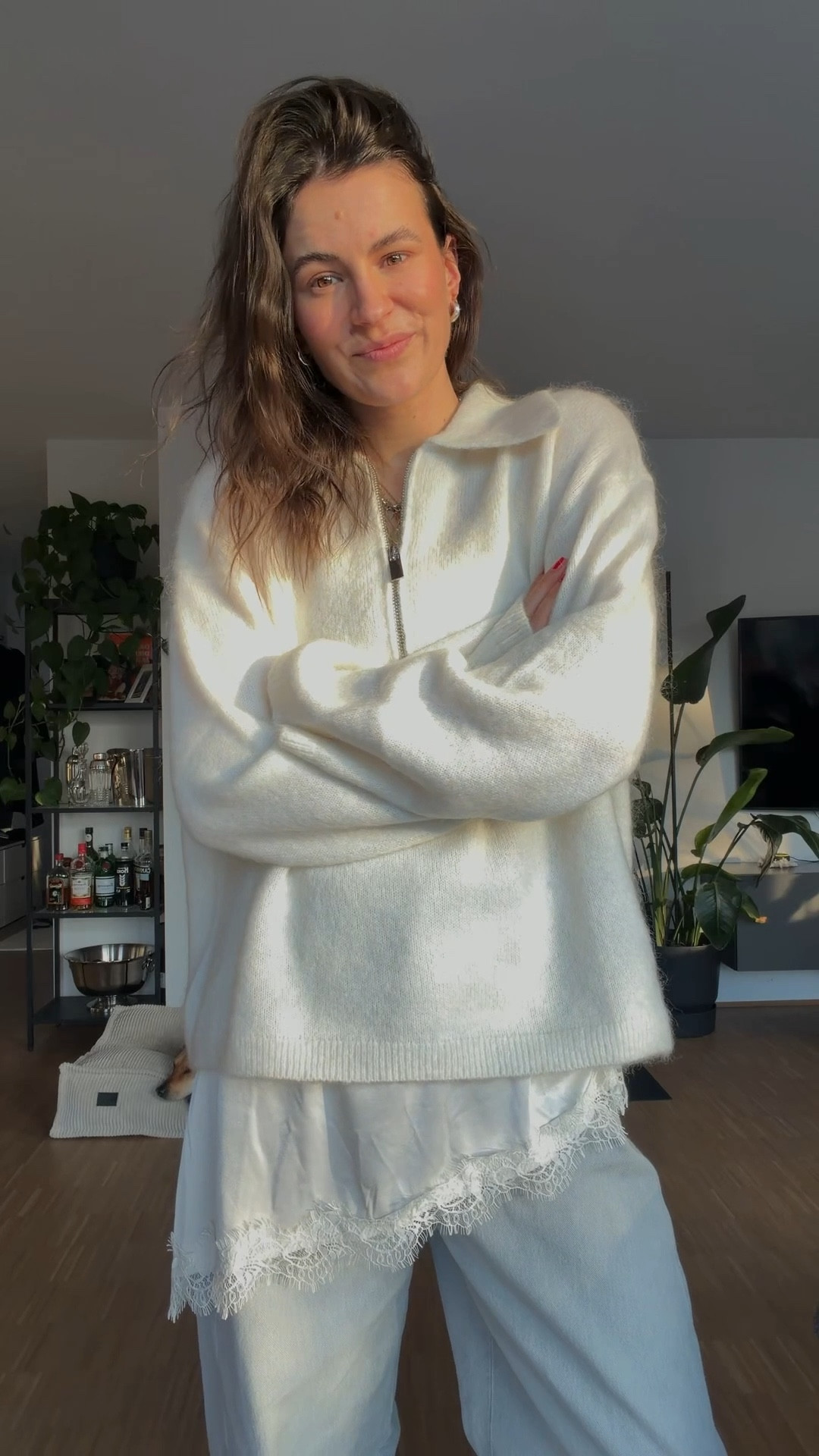 H&M try on ☀️
Pullover: L
Spitzenkleid: M
Barrel Leg Jeans: 36
Spitzentop: M
Sweater: L
Pullover mit Spitze: L
Kunstlederjacke: M
Karierte Jacke: M

#LTKstyletip #LTKdeutschland