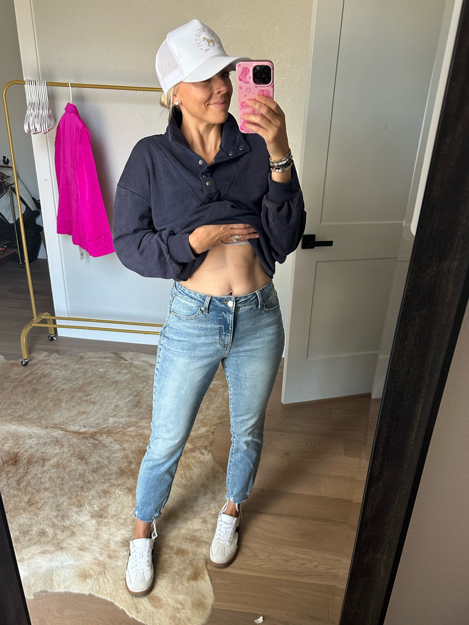 Wearing my TTS in the cutest $22 walmart jeans!! I love them so much!!!they’re like the cool mom jeans without being baggy or oversized. GET THEM NOW!!! They will sell out again 

#LTKStyleTip #LTKBacktoSchool #LTKFindsUnder50