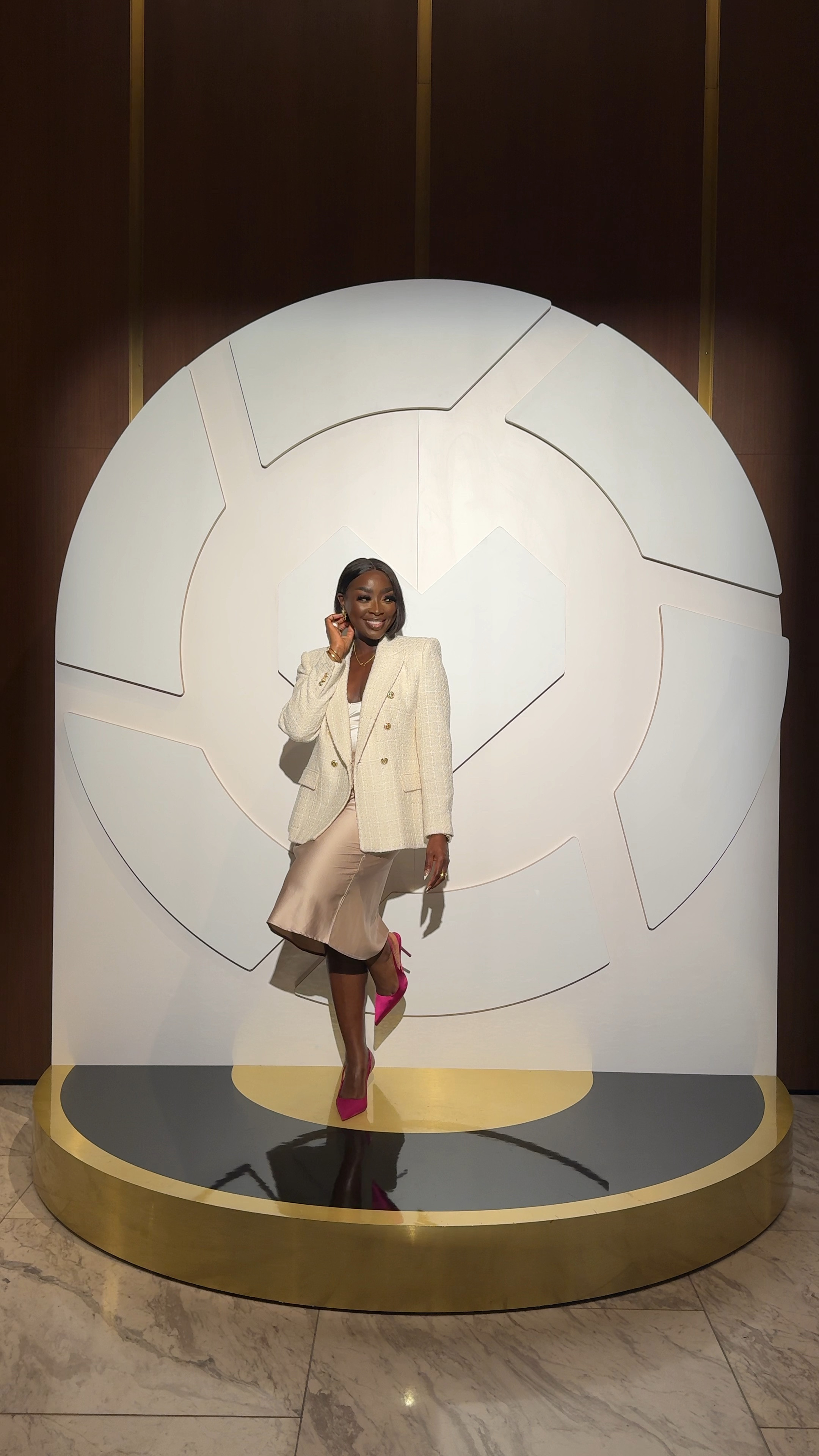 You see this skirt moving? So cute, from Walmart. Wearing a M in the skirt and bodysuit. XL in the blazer  #LTKCon 

#LTKFindsUnder100 #LTKStyleTip