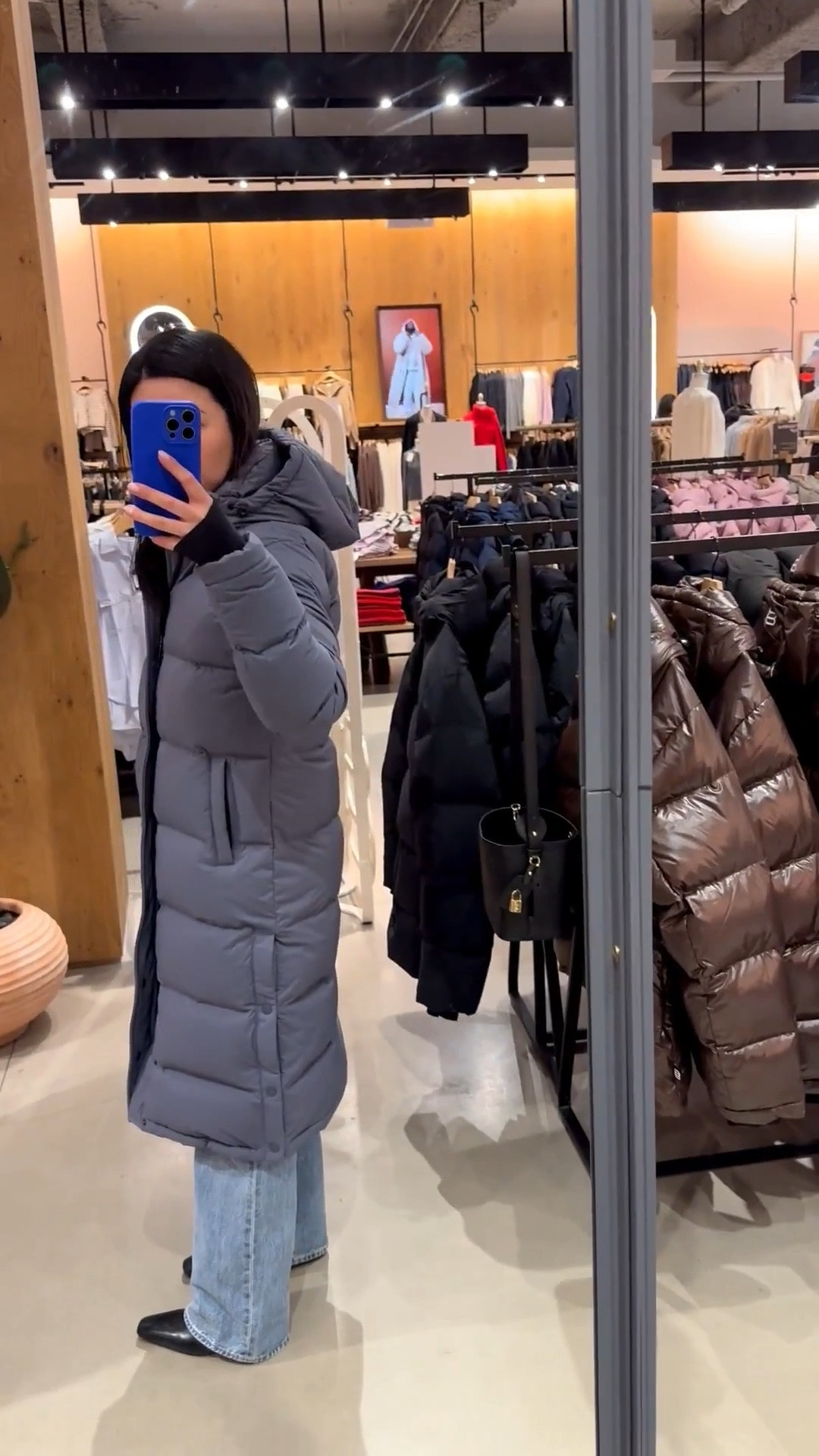 Wearing XXS in the Super Puff Long Vintage Navy Marine Retro. 

Super puff, Aritzia winter coat, long winter coat, viral puffer, long puffer, warm coat, canadian winter coat, aritzia try on  

 

#LTKwinter #LTKsale #LTKgiftguide