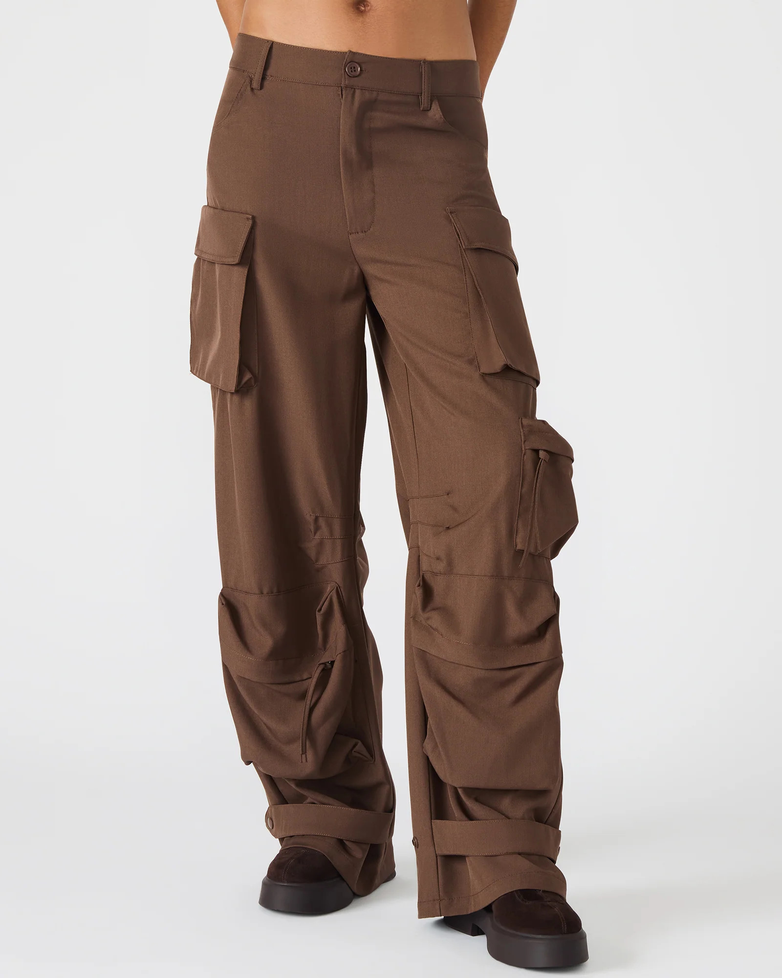 DUO Chocolate Women's Utility Cargo Pants | Steve Madden (US)