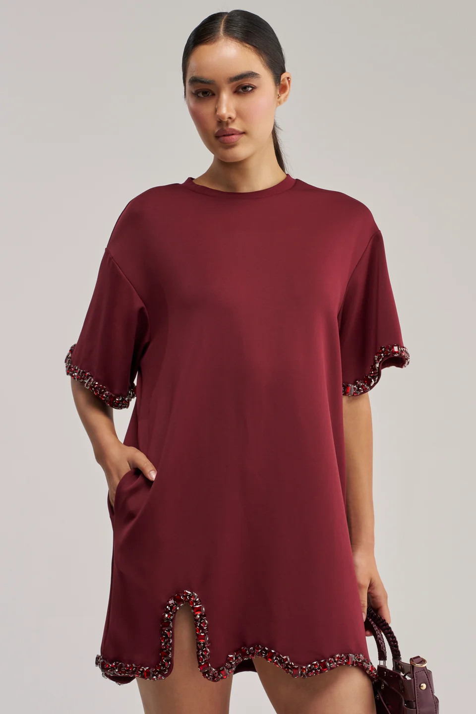 COOL GIRL EMBELLISHED TEE SHIRT DRESS IN BURGUNDY Current price: $89.90 USD / No reviews yet {"averageRating":"0","reviewCount":0} | AKIRA
