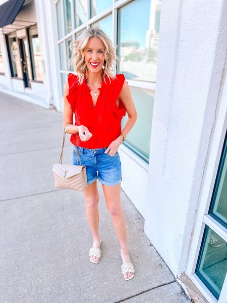 Y’all im obsessed with this red flutter sleeve top from Walmart! Perfect for summer.

Walmart blouse / eyelet top / denim shorts / Walmart fashion finds / summer outfit idea 

#LTKfindsunder50 #LTKfindsunder100