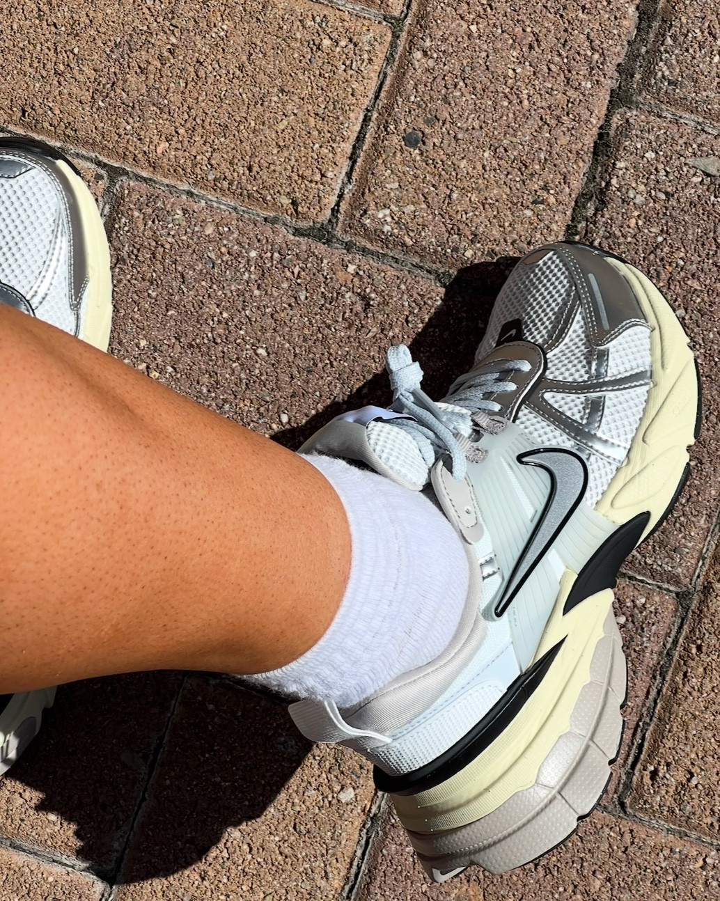 🚨 SALE on fav gym sneakers 👟
Use code “MOMENT” for 25% off!

#LTKShoeCrush #LTKFitness #LTKSaleAlert