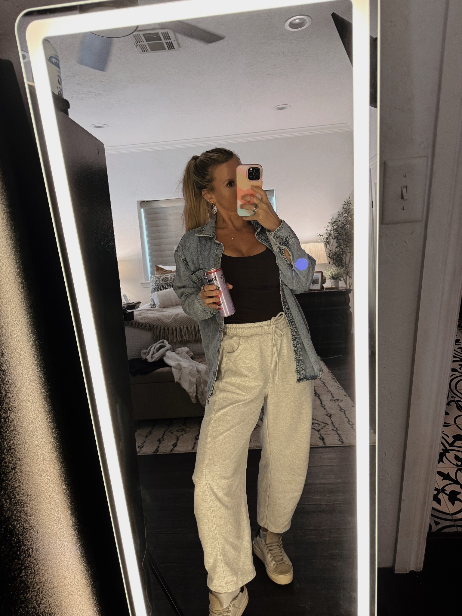 cozy on the go ☕️ these barrel sweats + sneakers are my new uniform! So many colors! Linked for you! 
#ltkootd #ltkaffordablefashion #streetstyle #comfychic #falloutfit


#LTKActive #LTKGiftGuide #LTKStyleTip