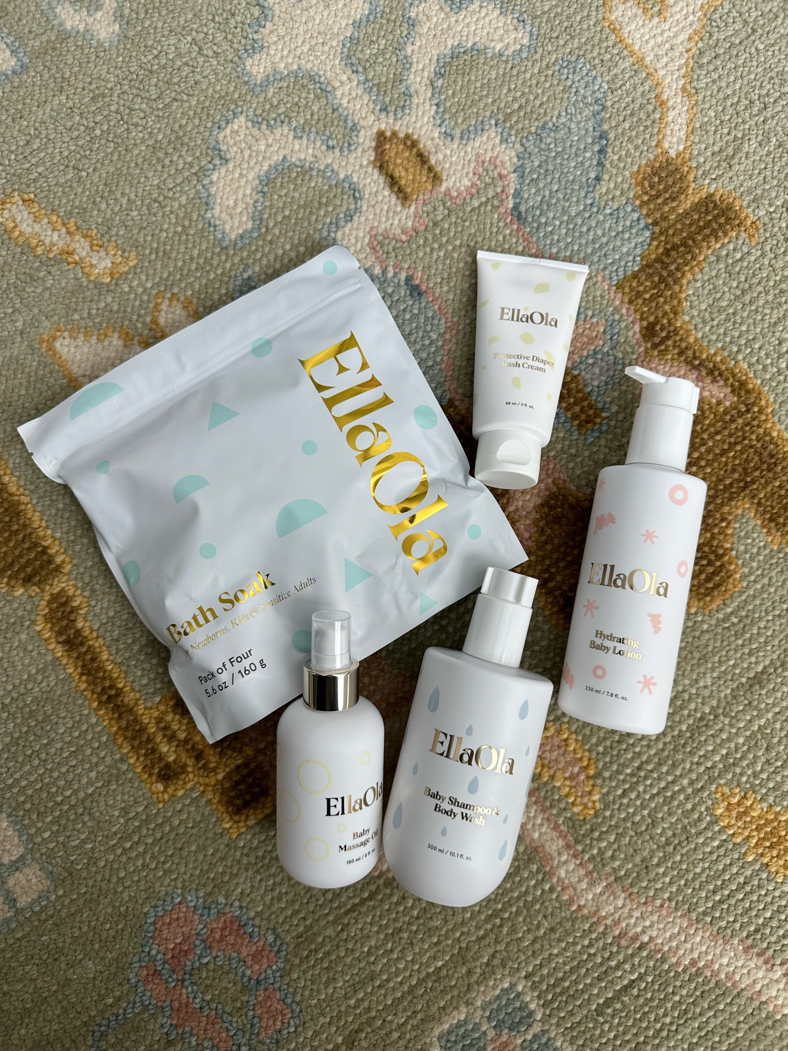 we got stocked up on our fav baby skincare before baby girl arrives! 

Not pictured: the face cream, a must have! And the travel ones that are refillable!

We truly LOVE all of these products and use them daily! The oatmeal bath soaks we do 1x a week, and use the diaper cream as needed! 

CODE: SARAHB10 to save! 

#LTKbump #LTKkids #LTKbaby