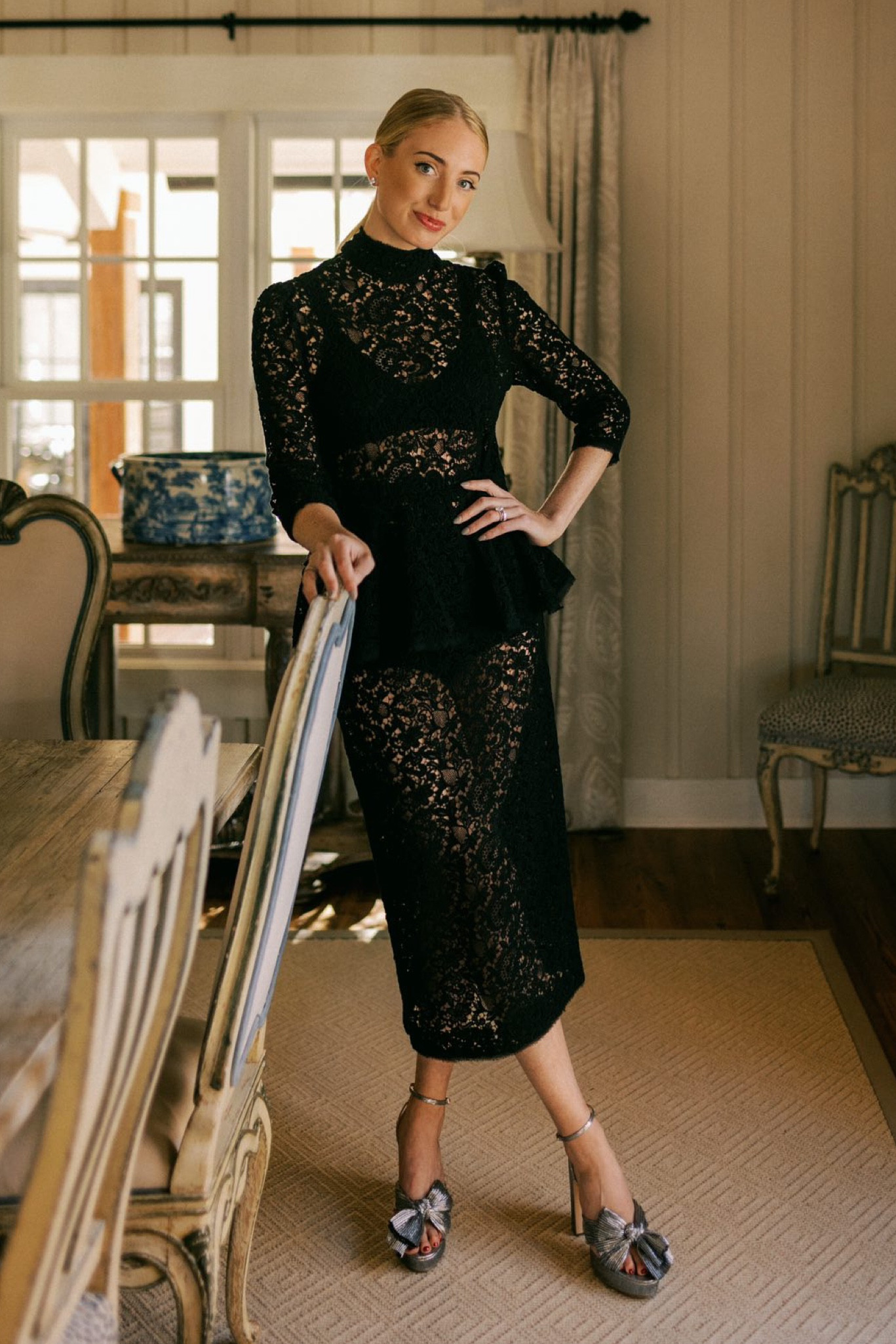 the perfect holiday dress and heels 🫶🏻 

#LTKSeasonal #LTKHoliday