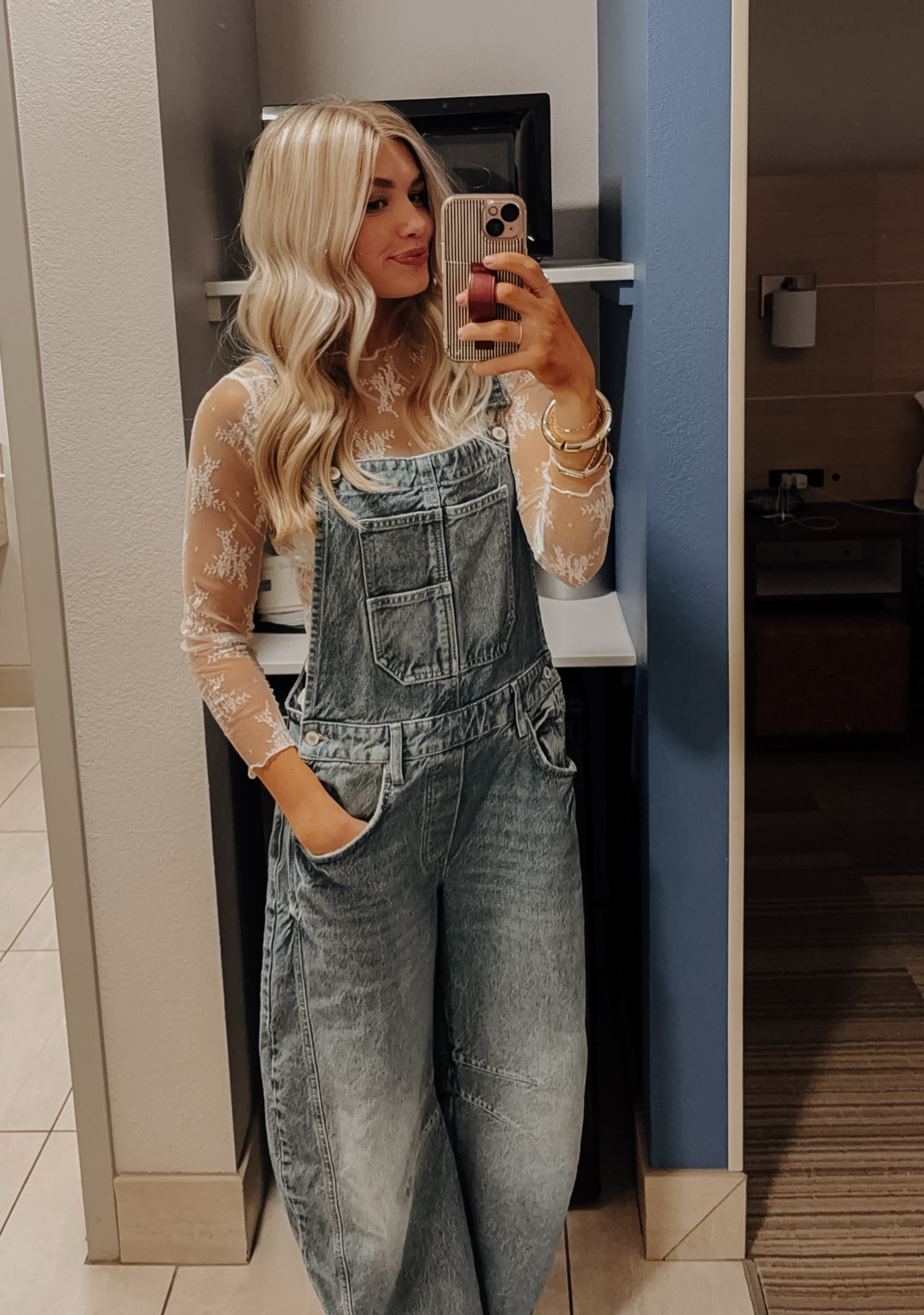 🤠⭐️

#LTKStyleTip #LTKU #LTKOver40