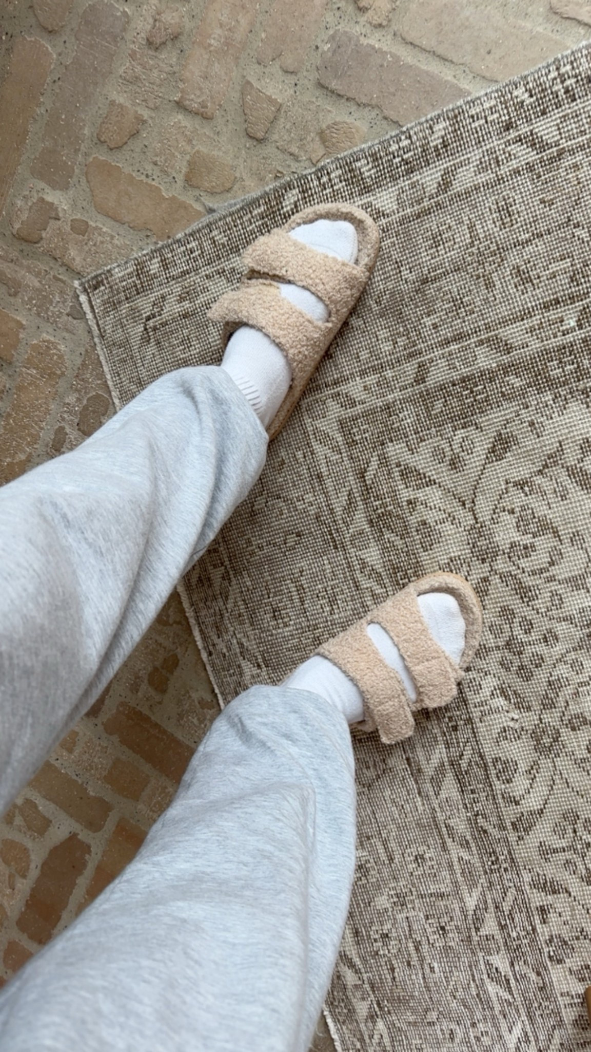 slipper weather 🤍 

#LTKFindsUnder50 #LTKFindsUnder100